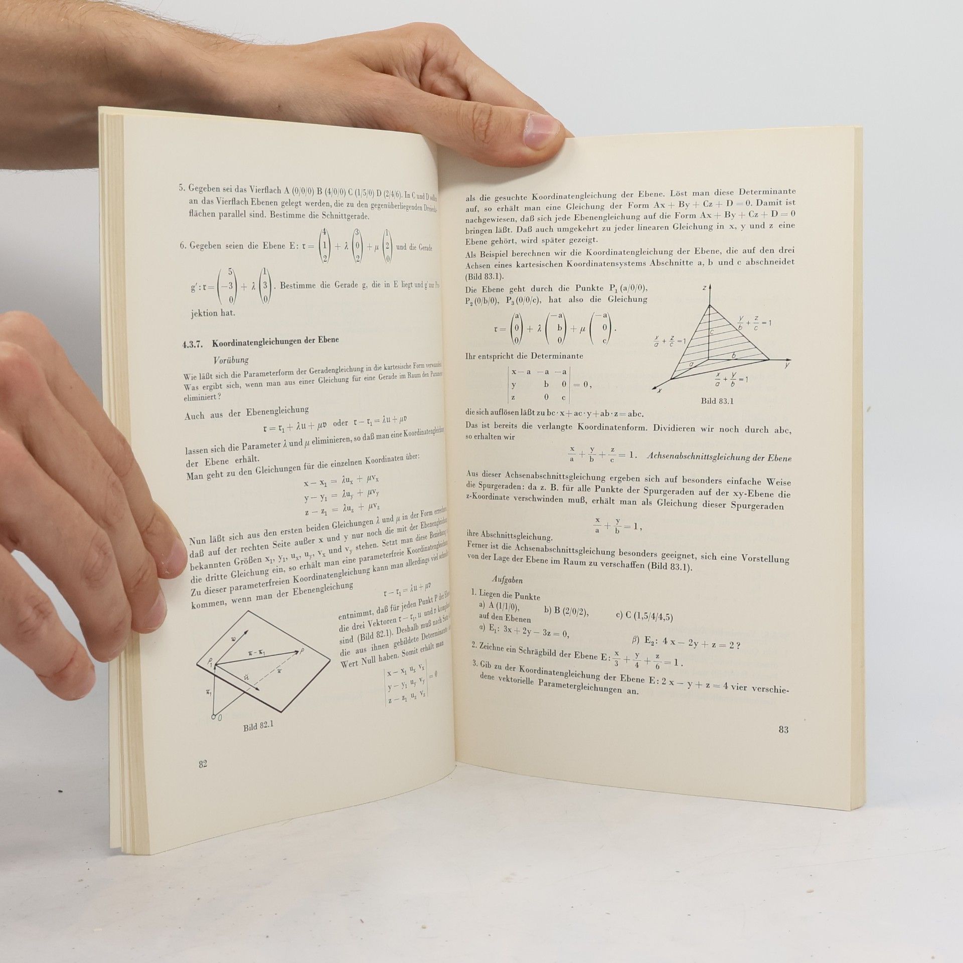 Various authors Analytische Geometrie in vektorieller Darstellung