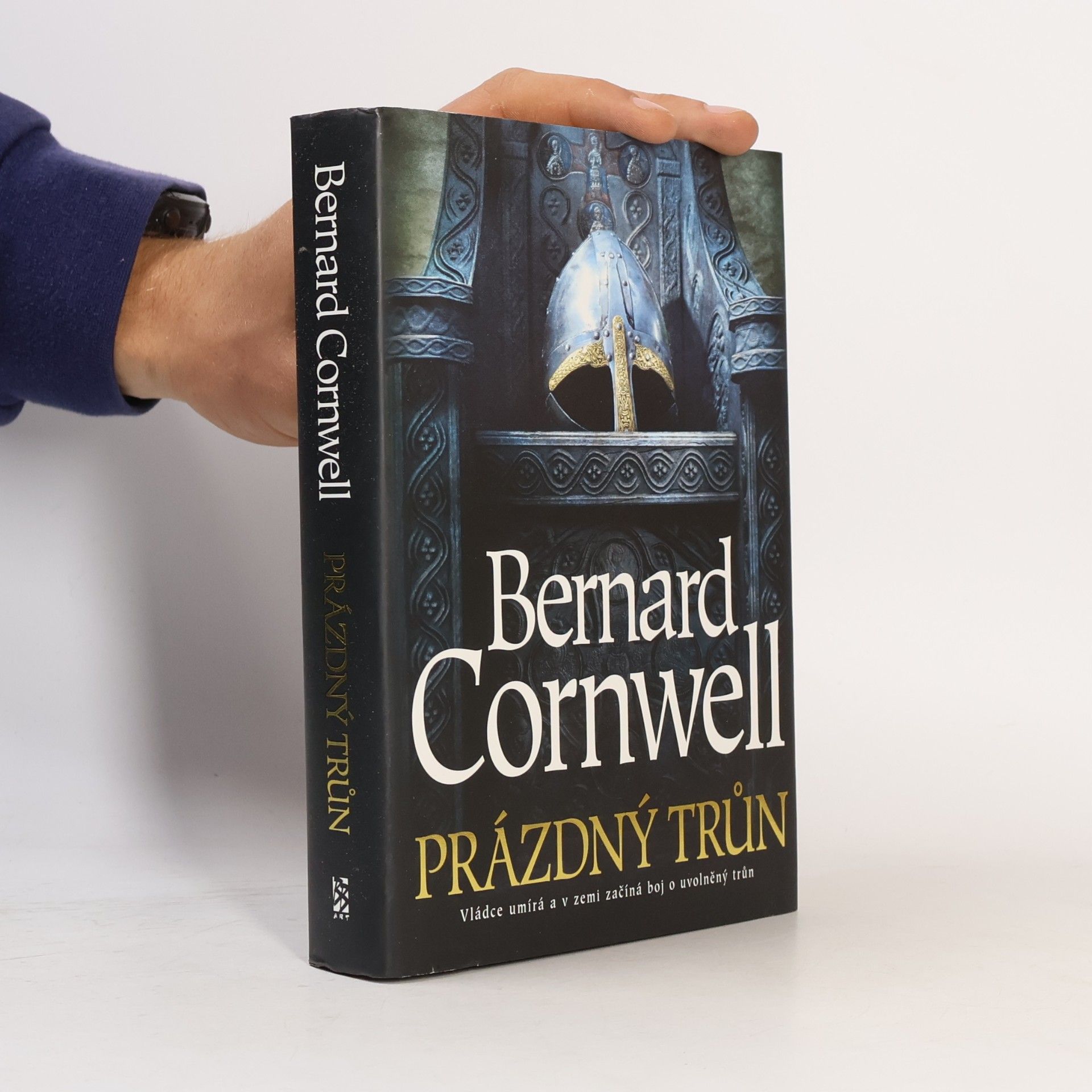 Bernard Cornwell Prázdný trůn. Uhtred z Bebbanburgu 8. díl
