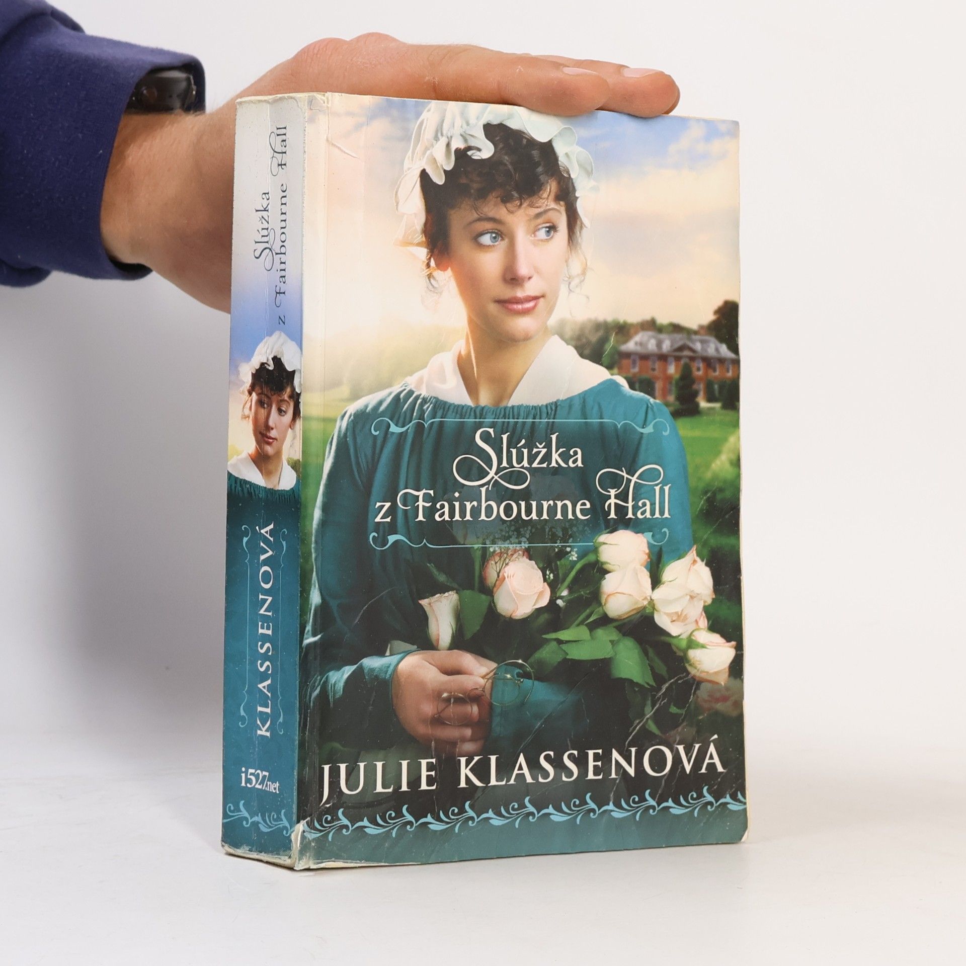 Julie Klassen Slúžka z Fairbourne Hall
