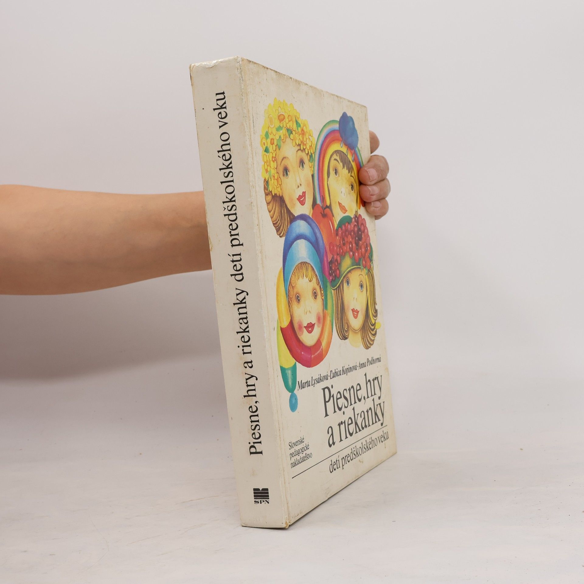 Collectif d'auteurs Piesne, hry a riekanky deti predškolského veku