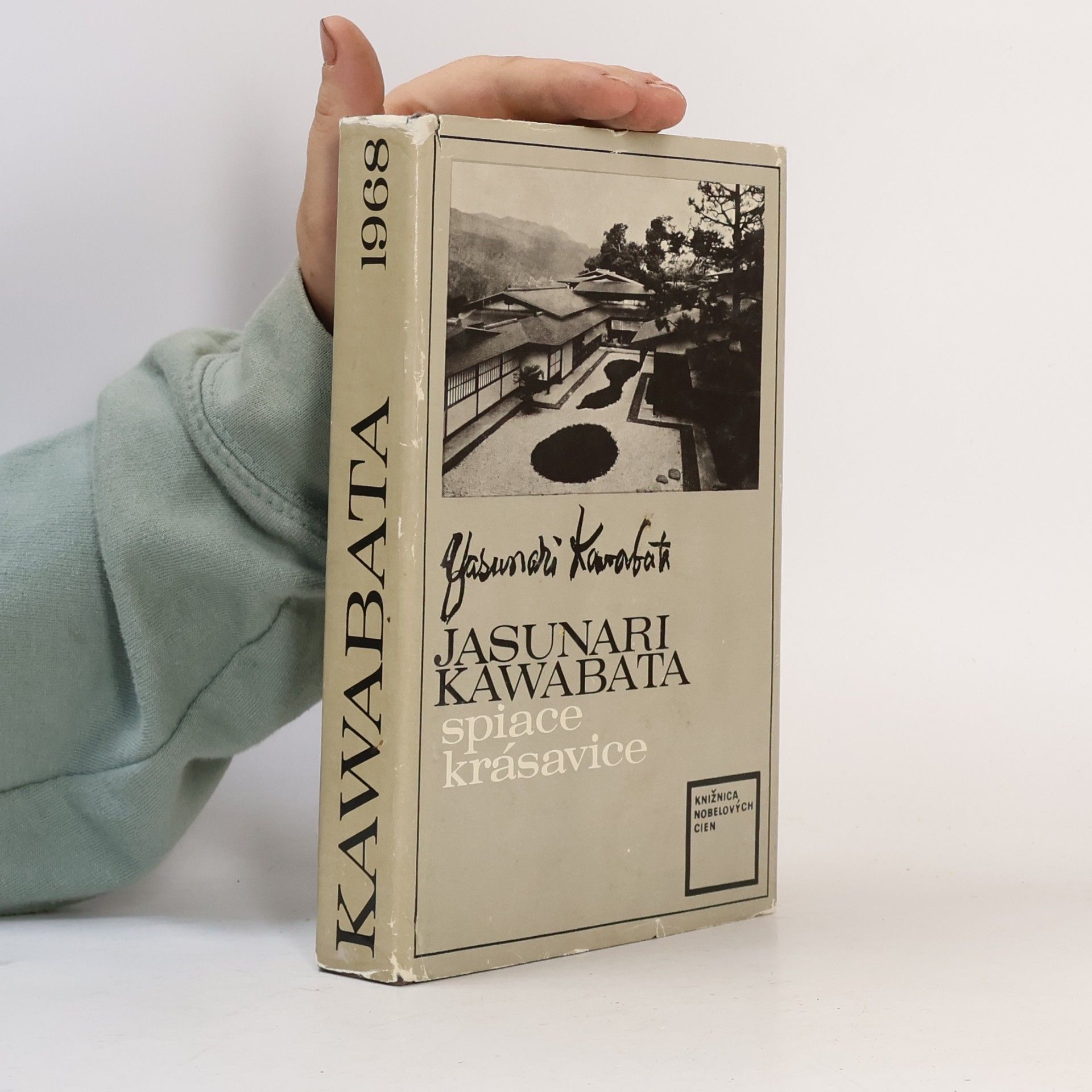 Kawabata Yasunari Spiace krásavice