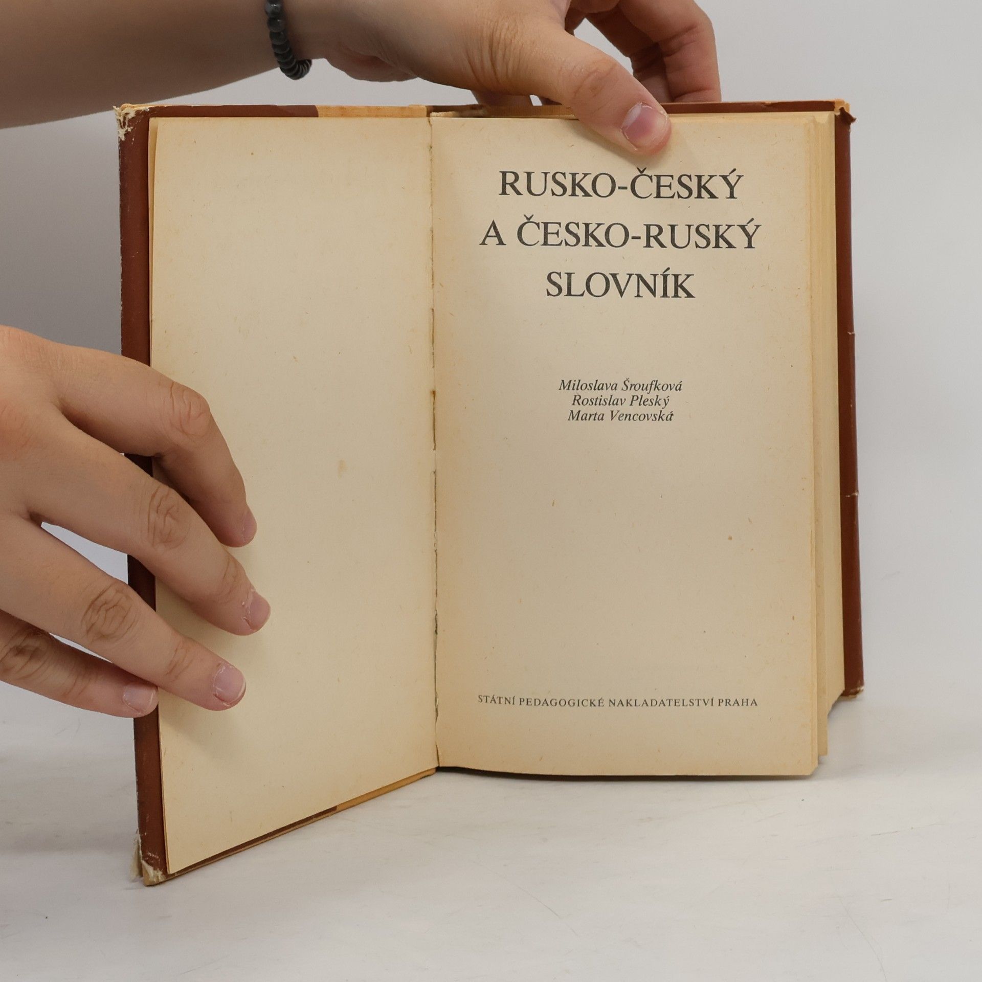 Marta Vencovská Rusko-český a česko-ruský slovník