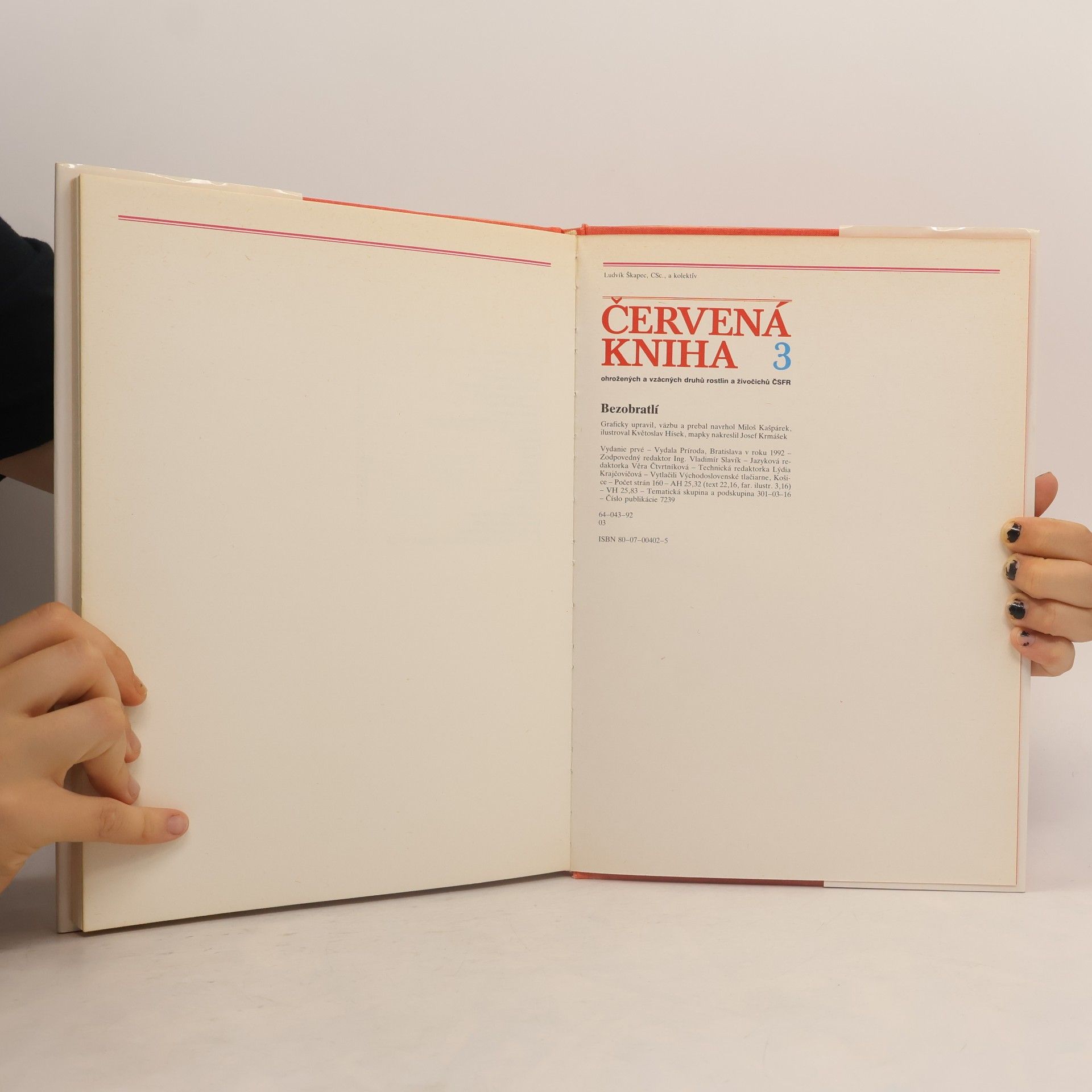 Various authors Červená kniha 3