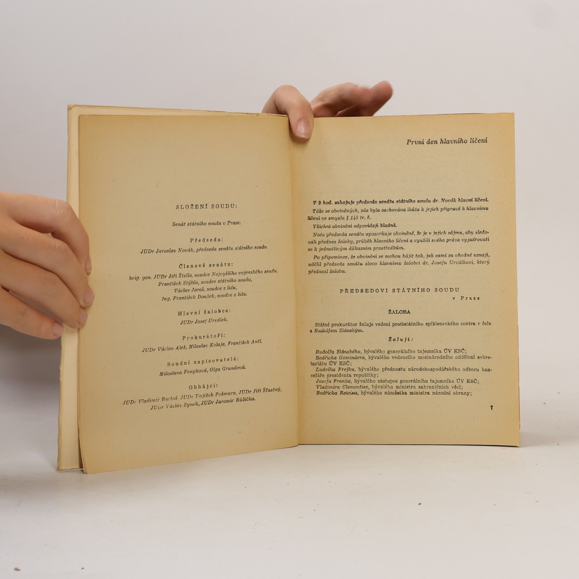 Autorenkollektiv Proces s vedením protistátního spikleneckého centra v čele s Rudolfem Slánským