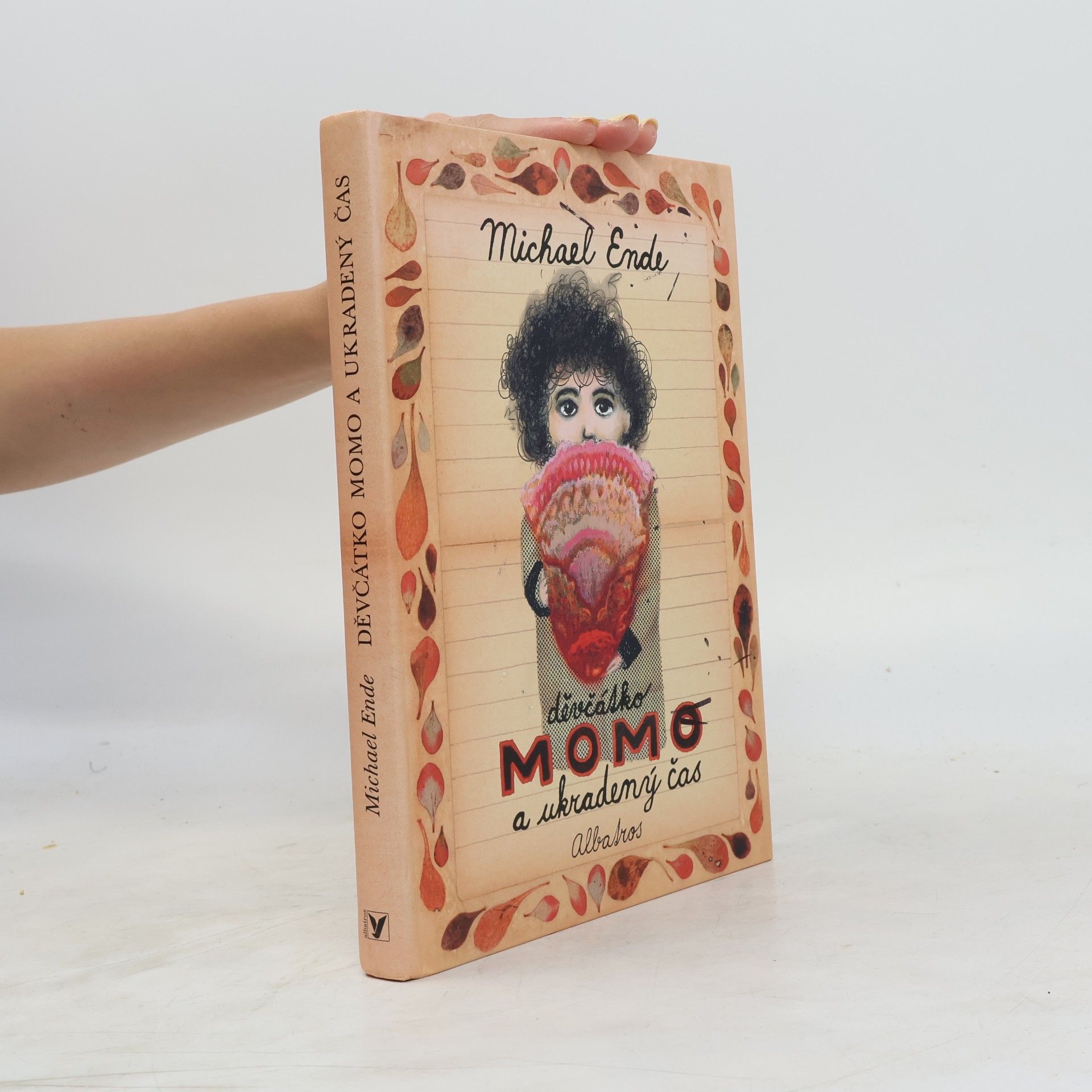 Michael Ende Děvčátko Momo a ukradený čas