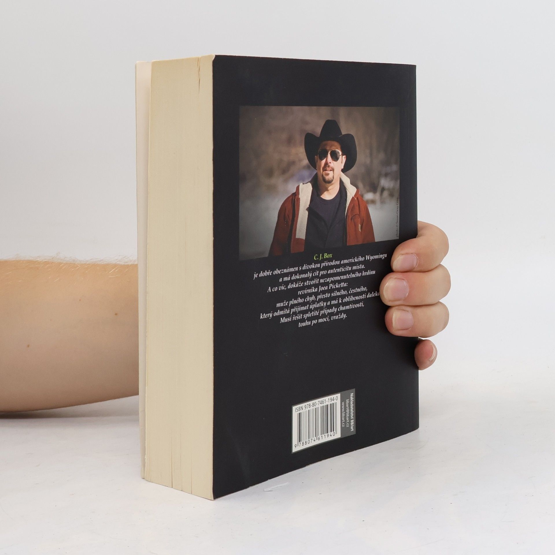 C. J. Box Omnibus: Sběratel trofejí. Otevřená sezóna. Mimo dosah