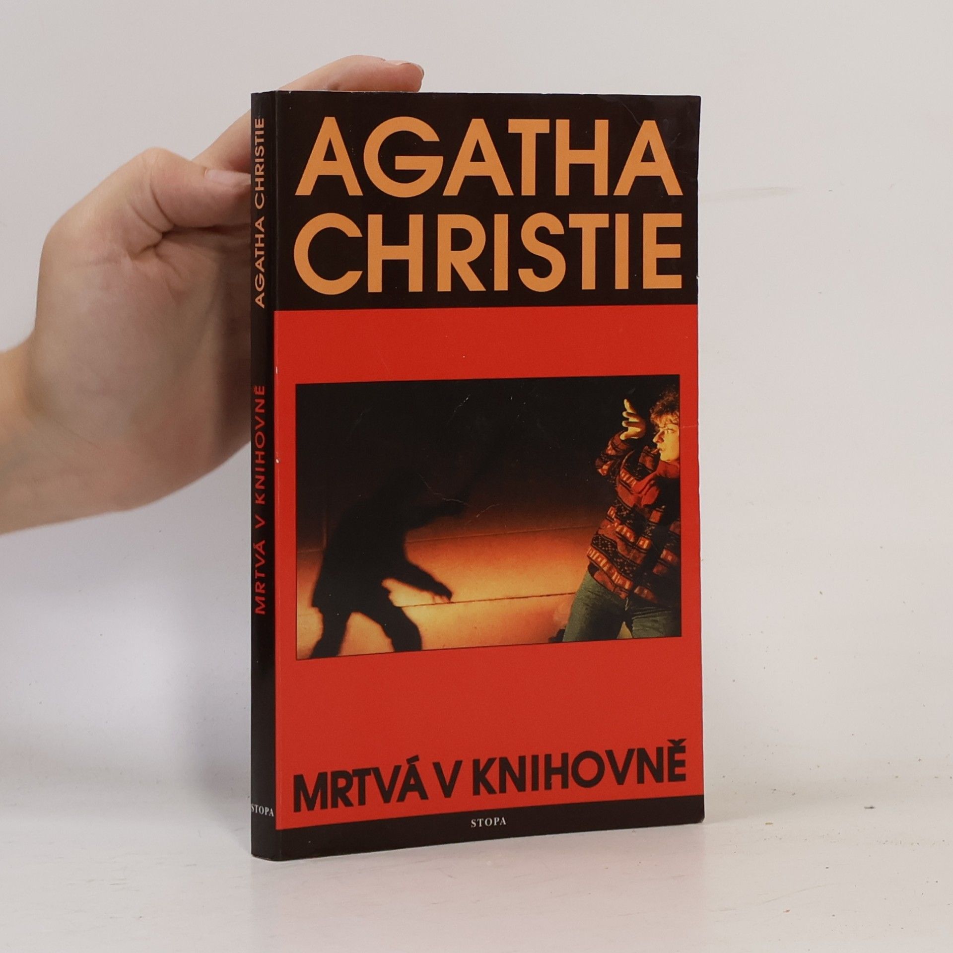 Agatha Christie Mrtvá v knihovně