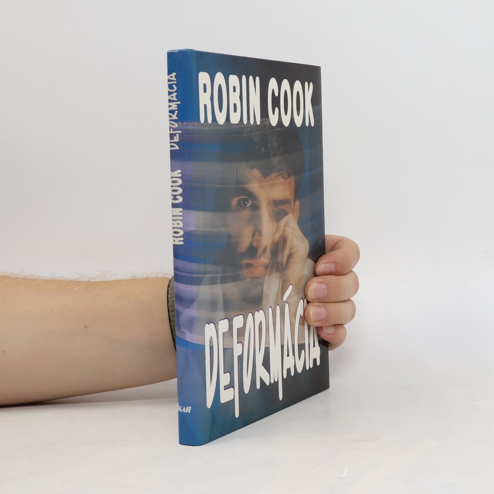 Robin Cook Deformácia