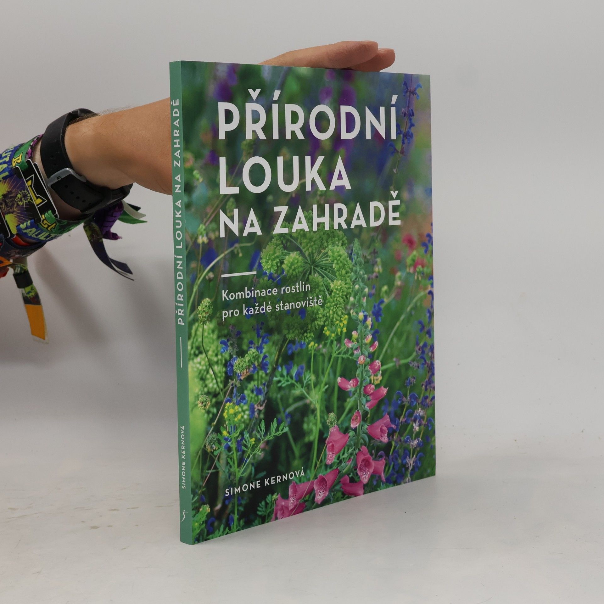 Simone Kern Přírodní louka na zahradě