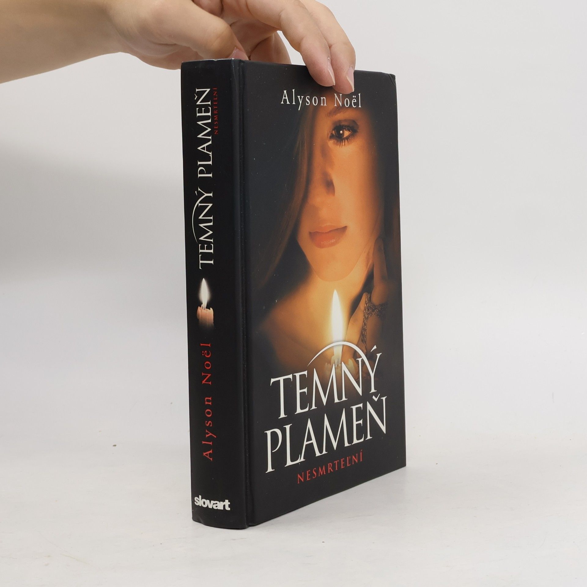 Alyson Noël Temný plameň