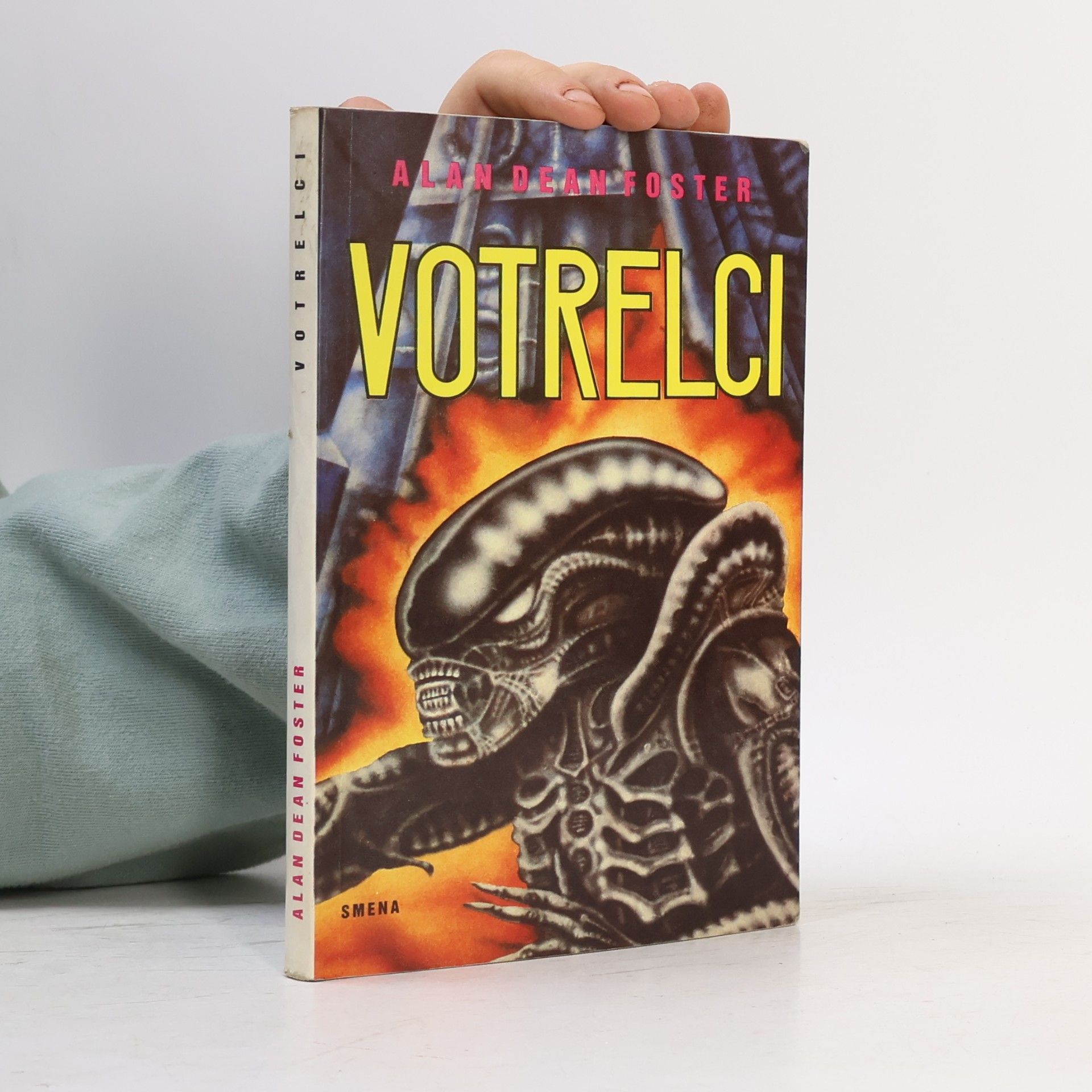 Alan Dean Foster Votrelci
