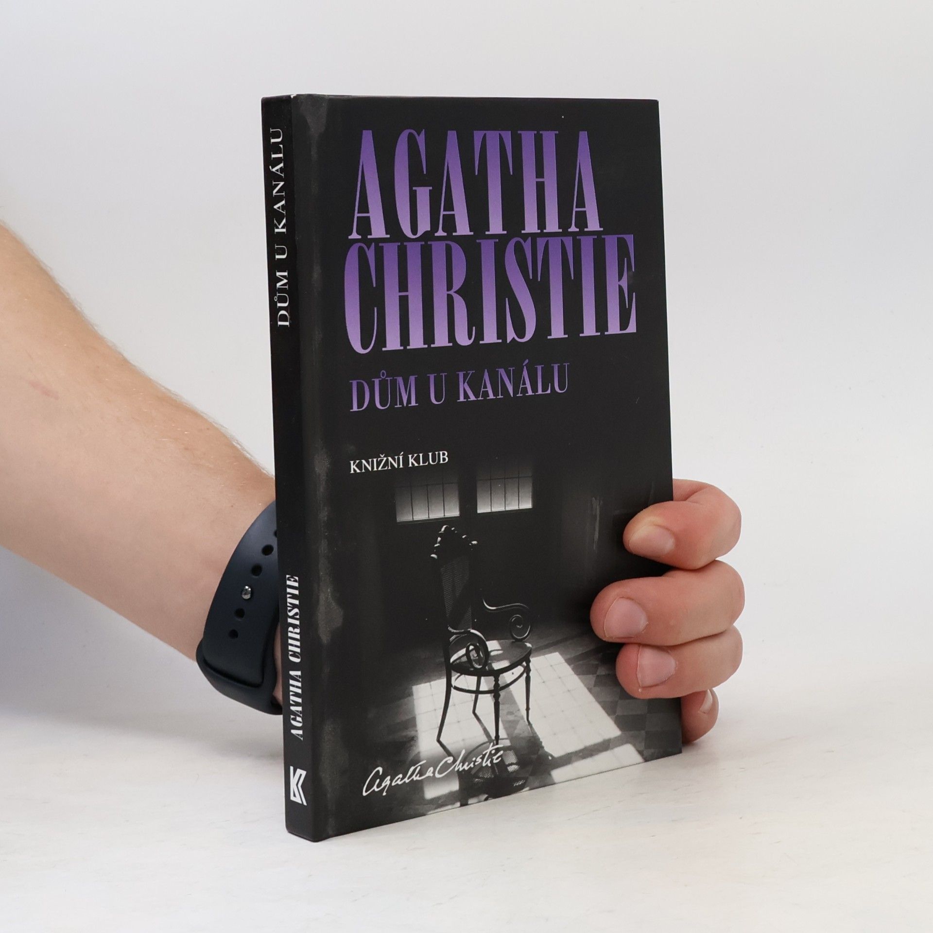 Agatha Christie Dům u kanálu
