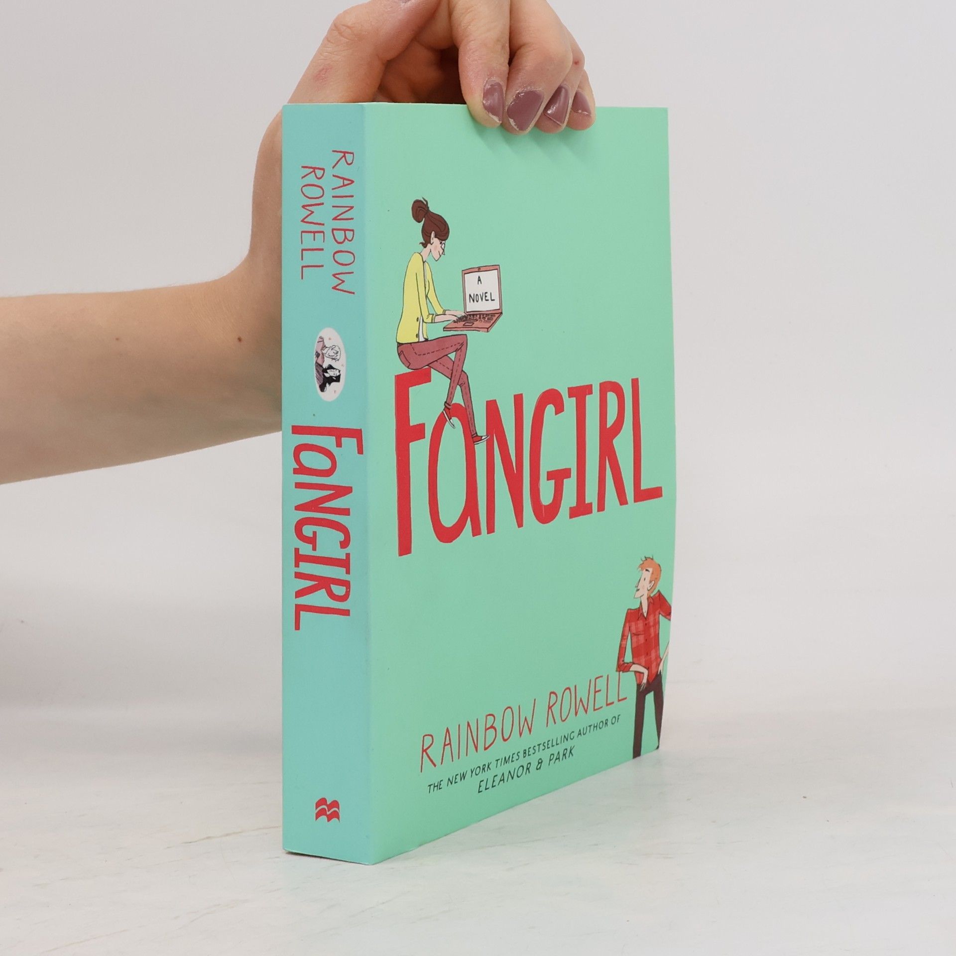Rainbow Rowell Fangirl