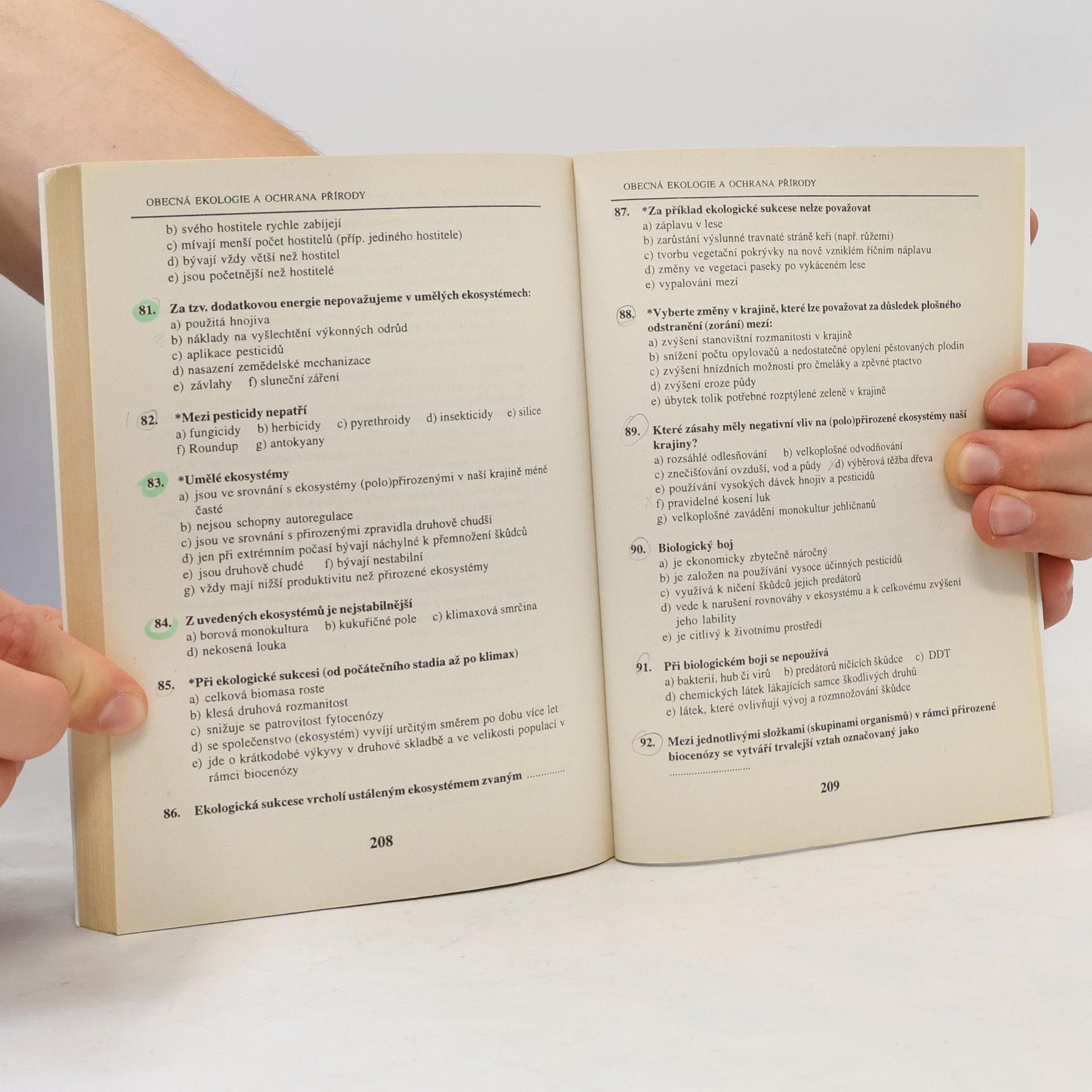 Vlastimila Chalupová Karlovská Biologie. 1583 testových otázek a odpovědí