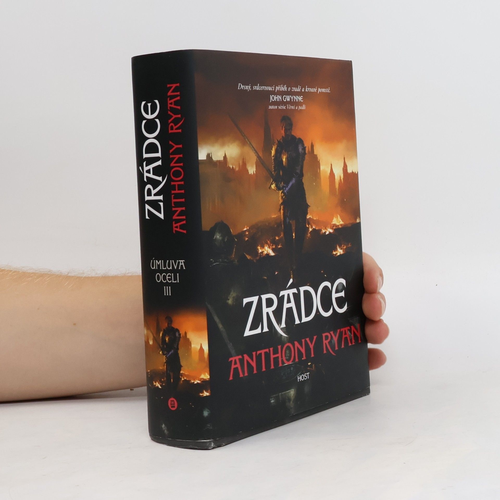 Anthony Ryan Zrádce
