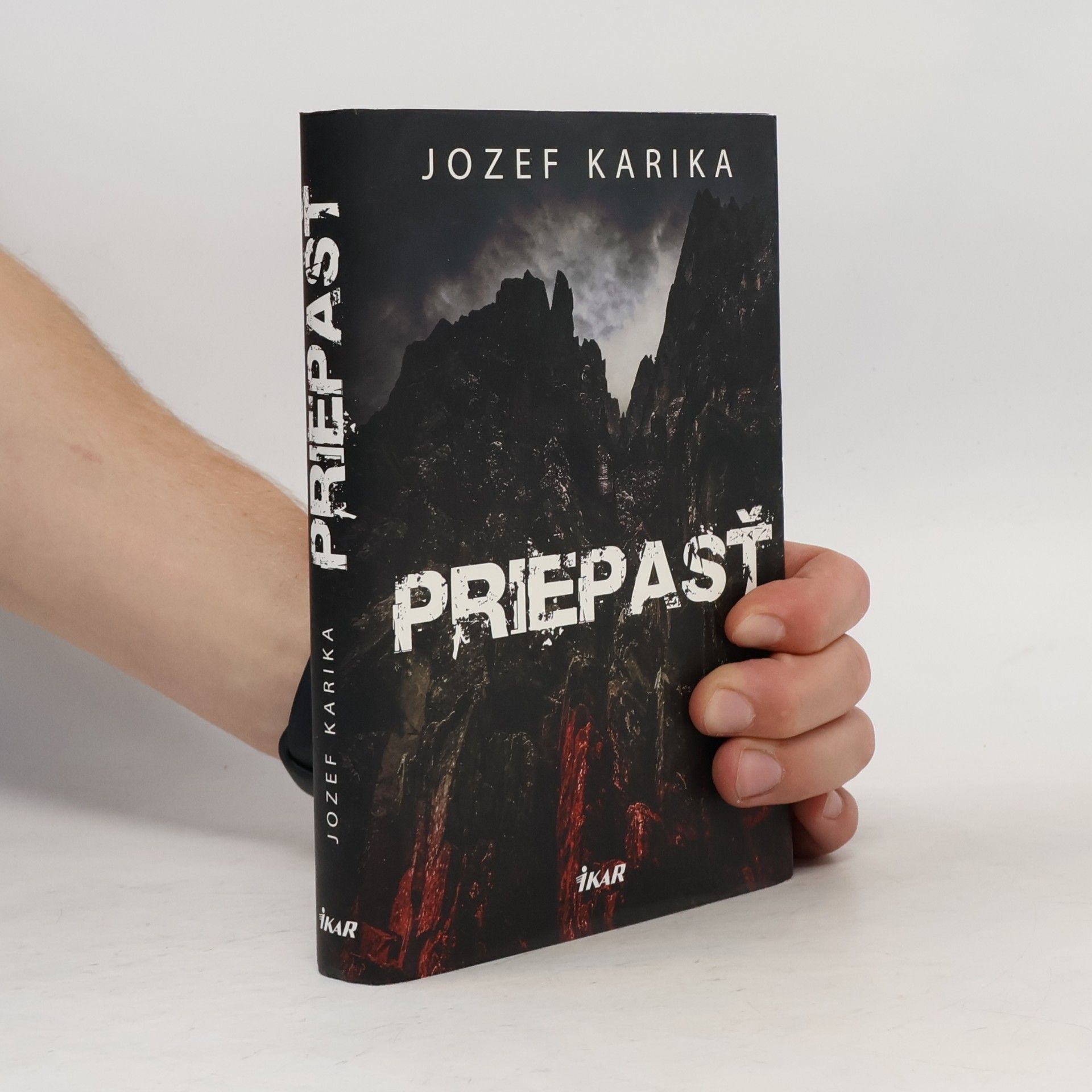 Jozef Karika Priepasť