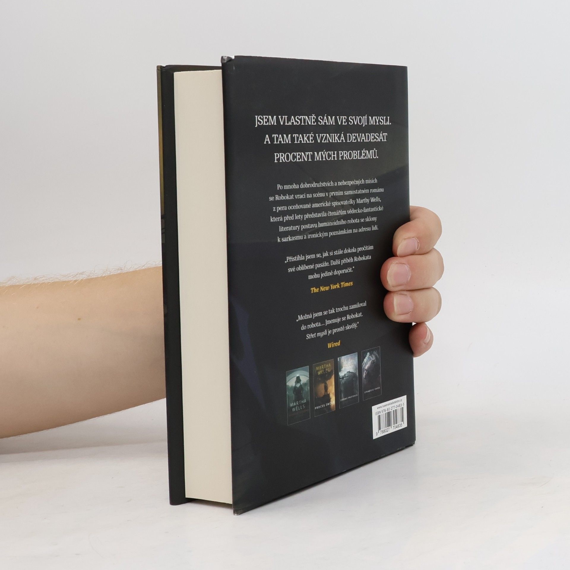 Martha Wells Střet myslí: z deníků Robokata
