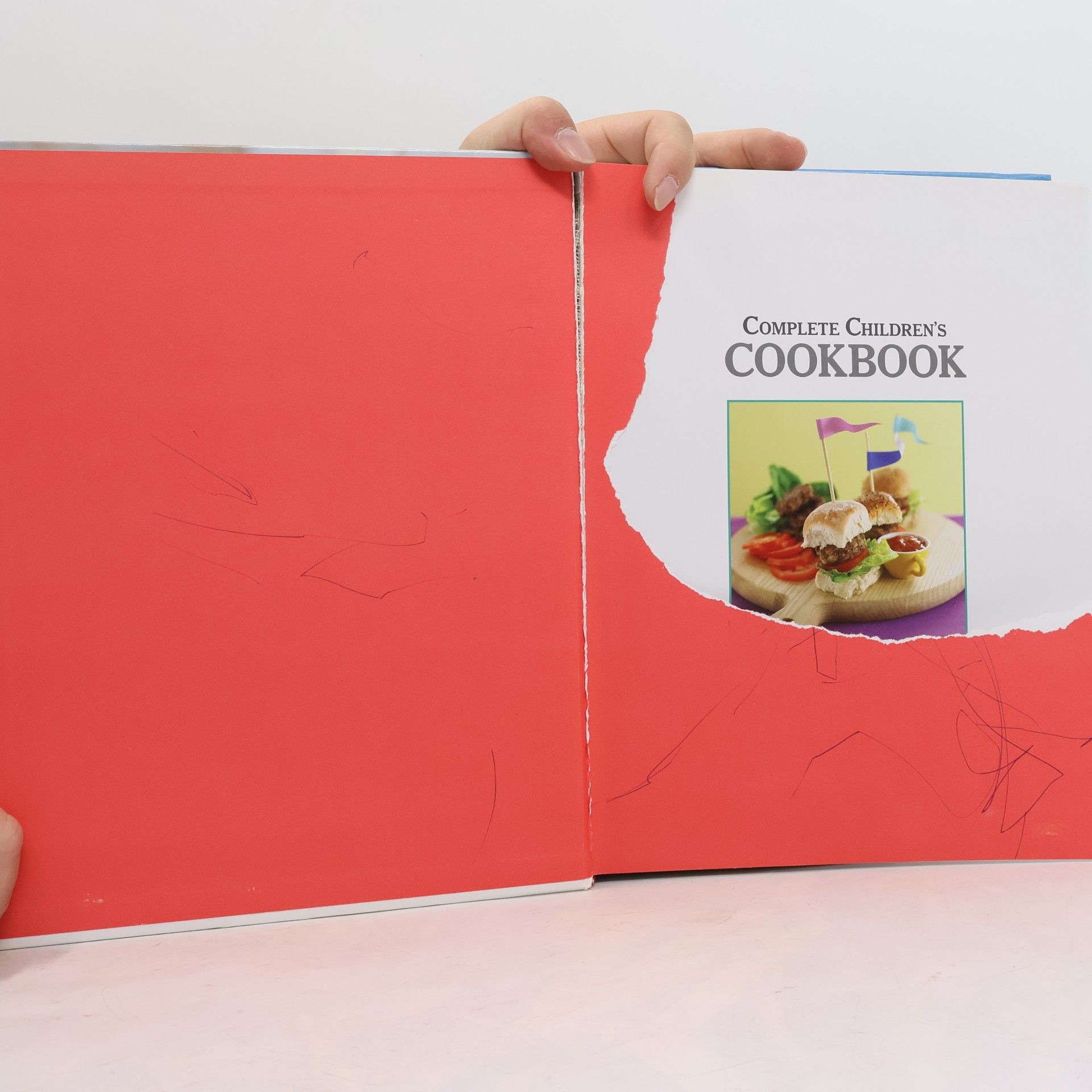 Dorling Kindersley Complete Children's Cookbook: Delicious Step-By-Step Recipes for Young Cooks