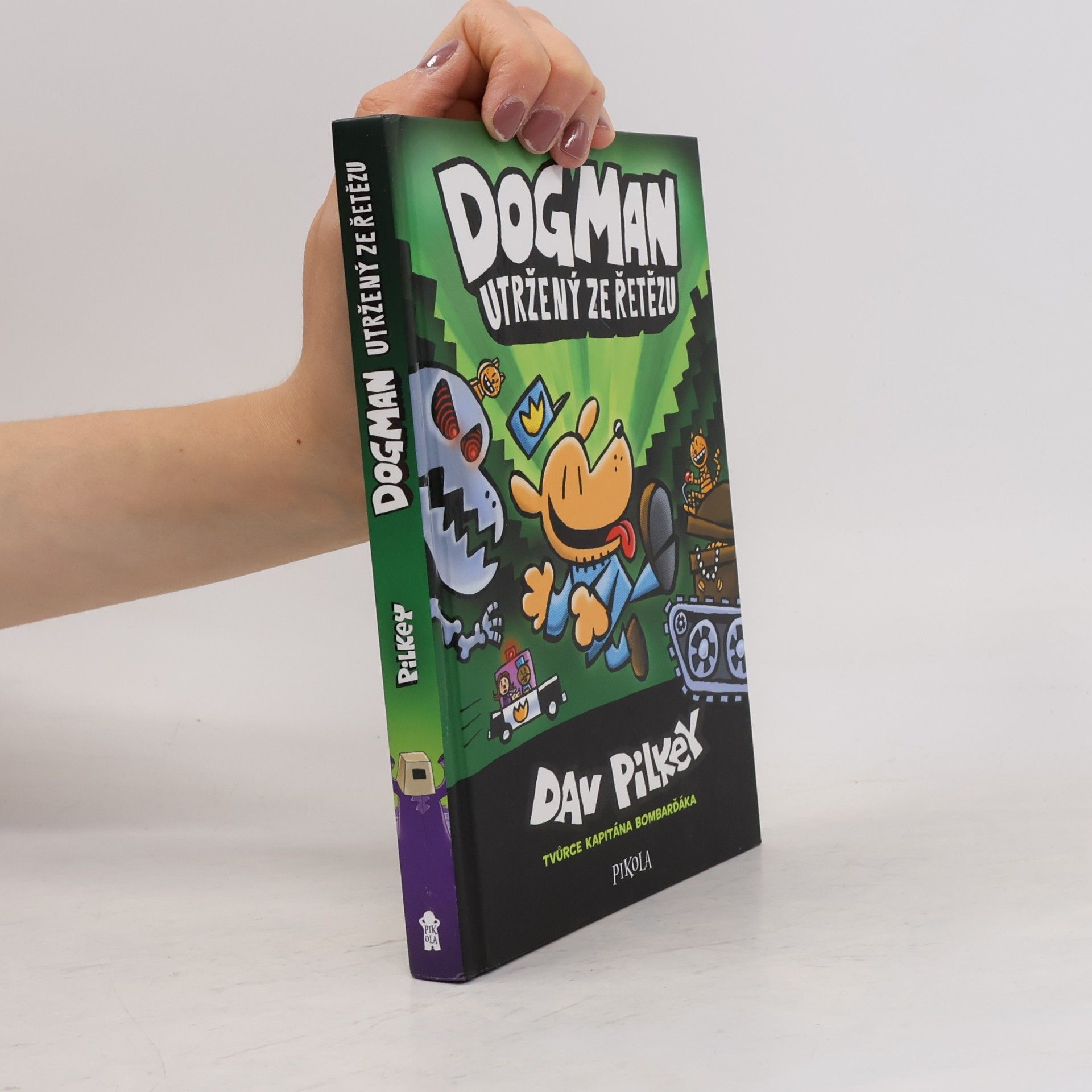 Dav Pilkey Dogman utržený ze řetězu