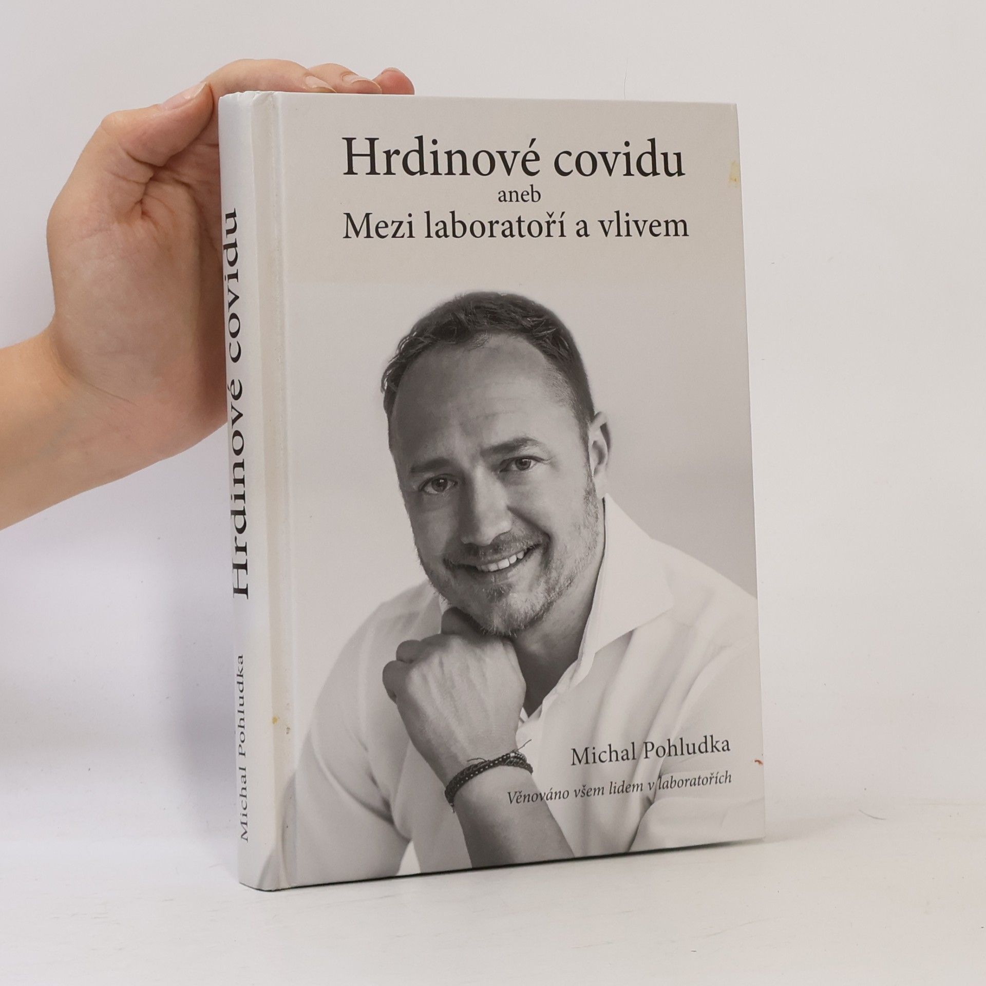 Michal Pohludka Hrdinové covidu