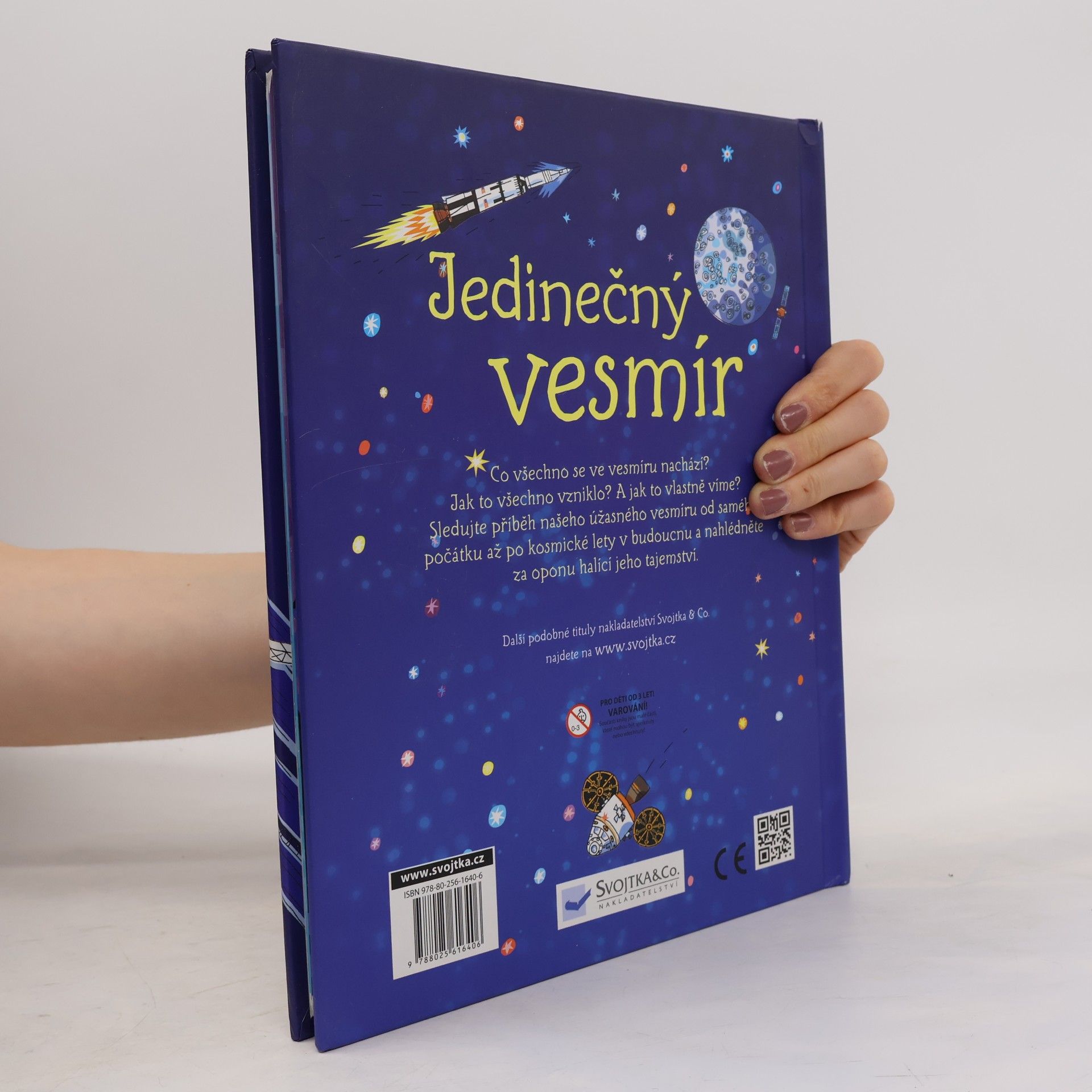 Katie Daynes Jedinečný vesmír : s více než 50 odklápěcími okénky a malou knihou Mapy oblohy