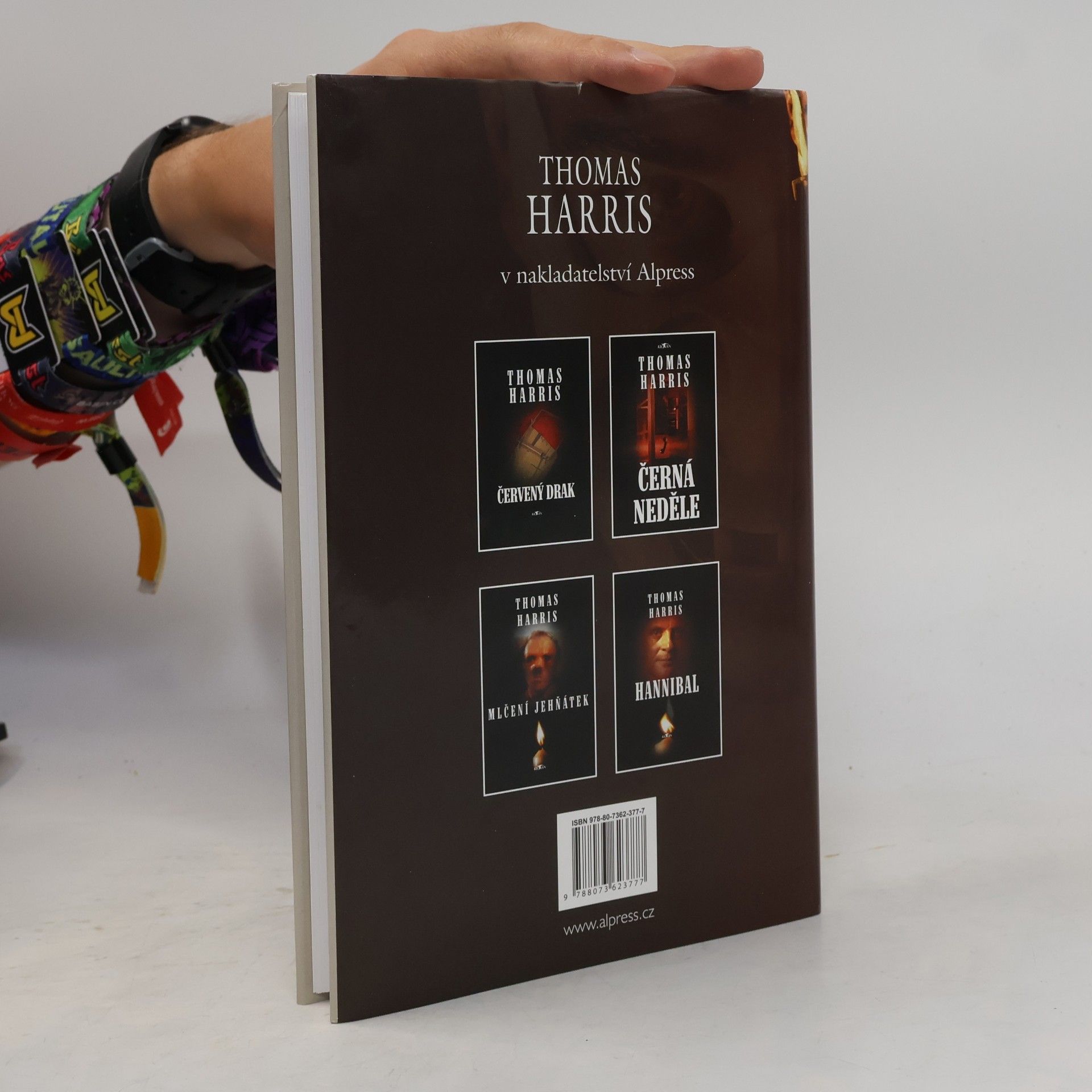 Thomas Harris Hannibal. Zrození