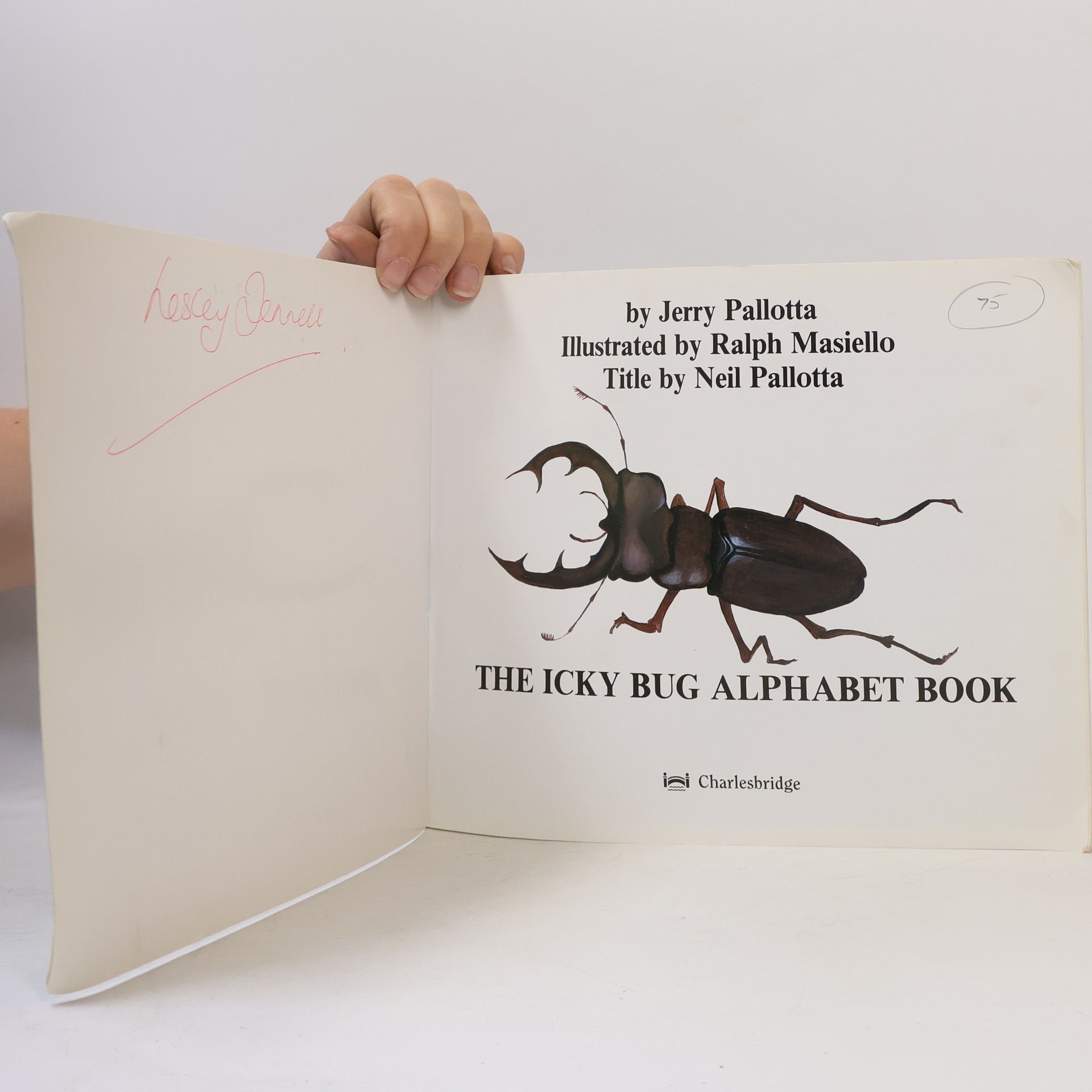 Jerry Pallotta Jerry Pallotta's Alphabet Books: The Icky Bug Alphabet Book