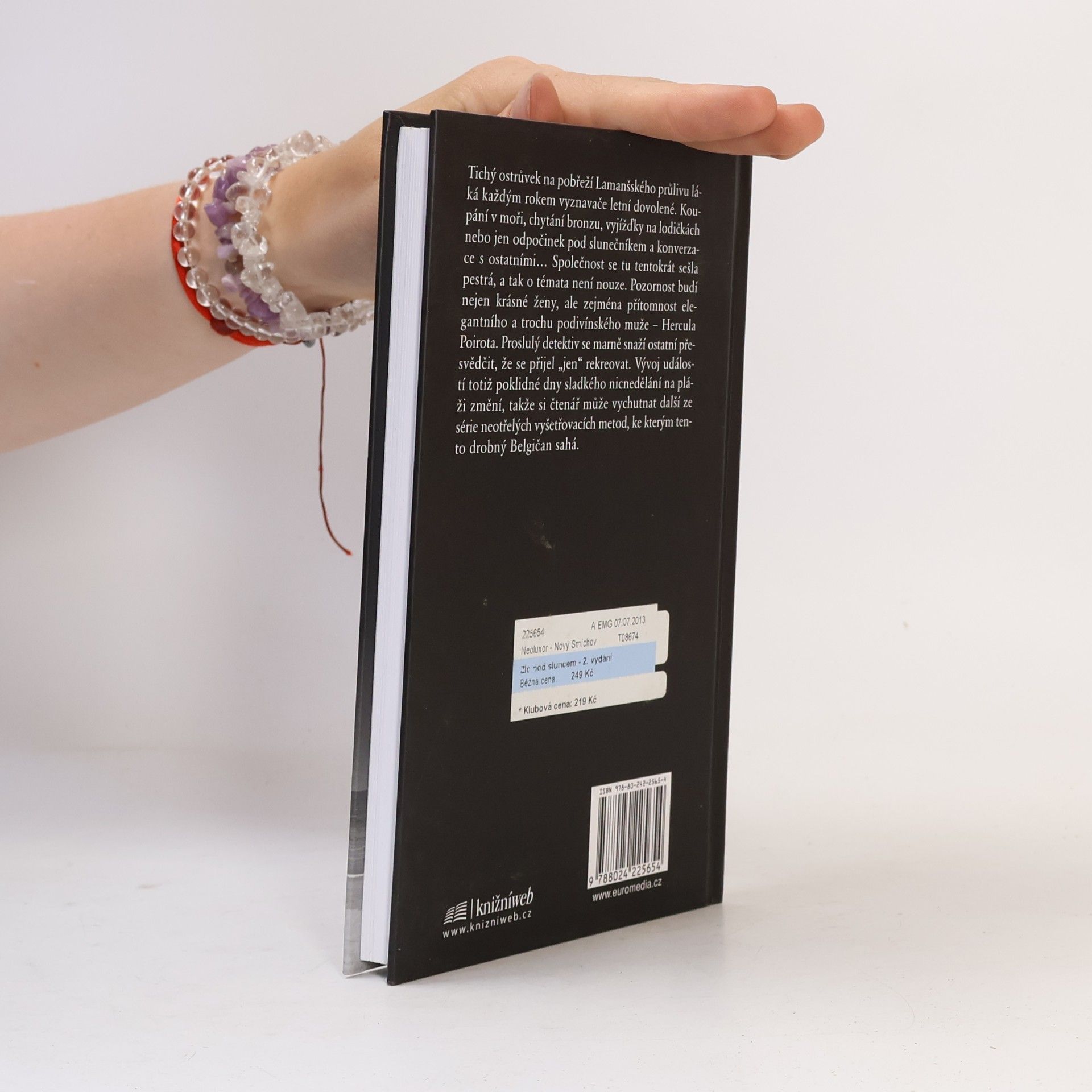 Agatha Christie Zlo pod sluncem