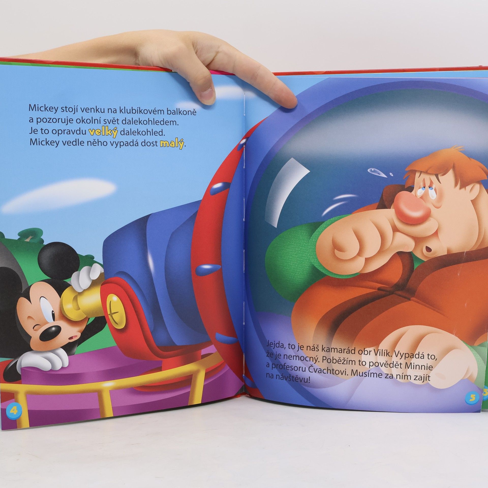 Autorenkollektiv Hraj si a uč se s Mickey Mousem 24. Malý a velký!