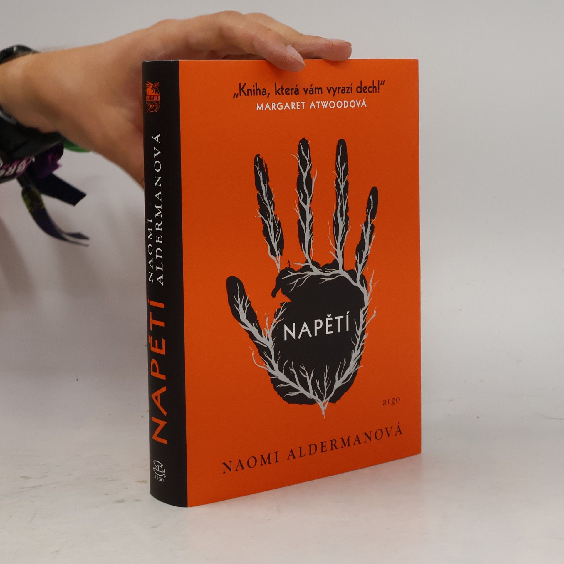 Naomi Alderman Napětí