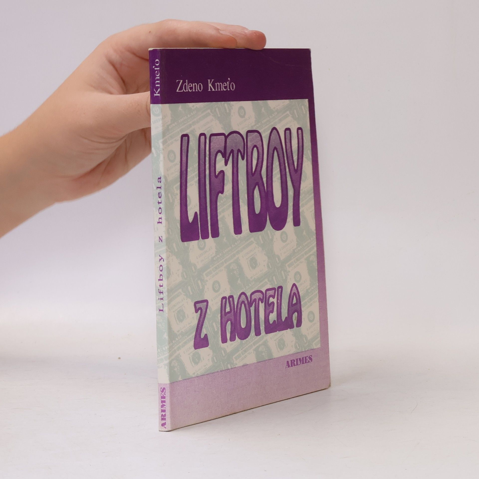 Zdeno Kmeťo Liftboy z hotela