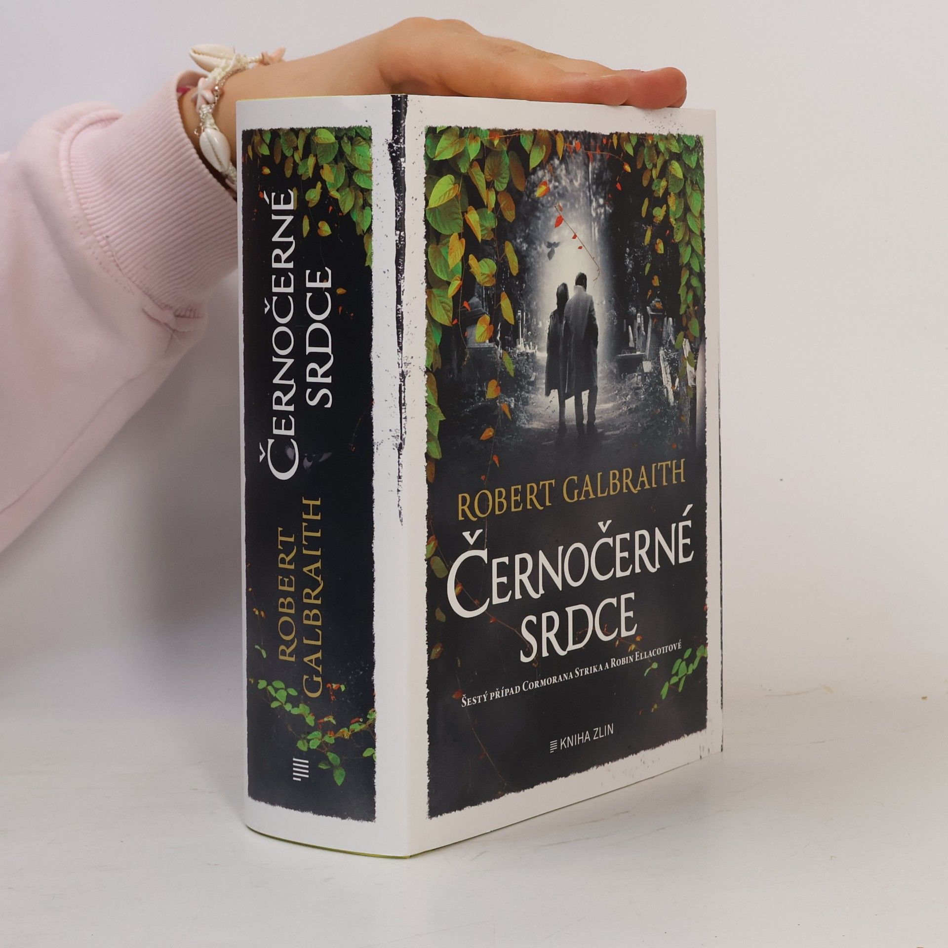 J. K. Rowling Černočerné srdce