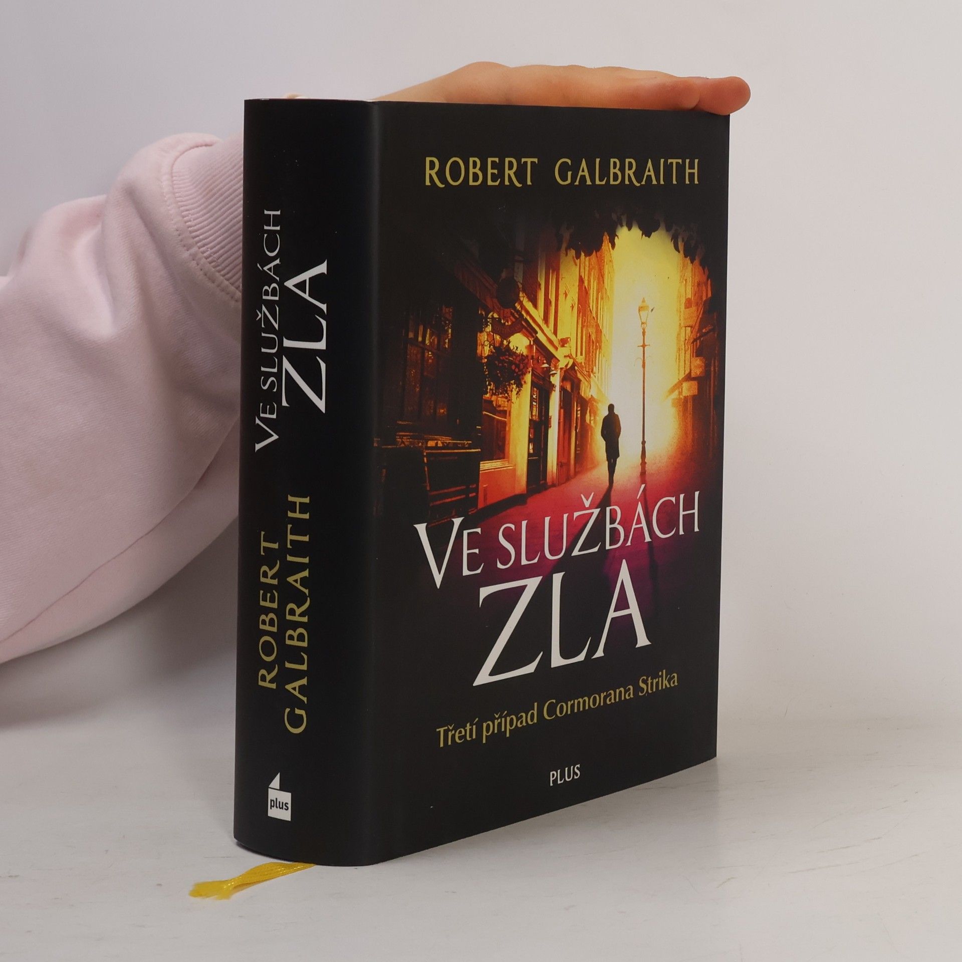 Joanne K. Rowlingová Ve službách zla