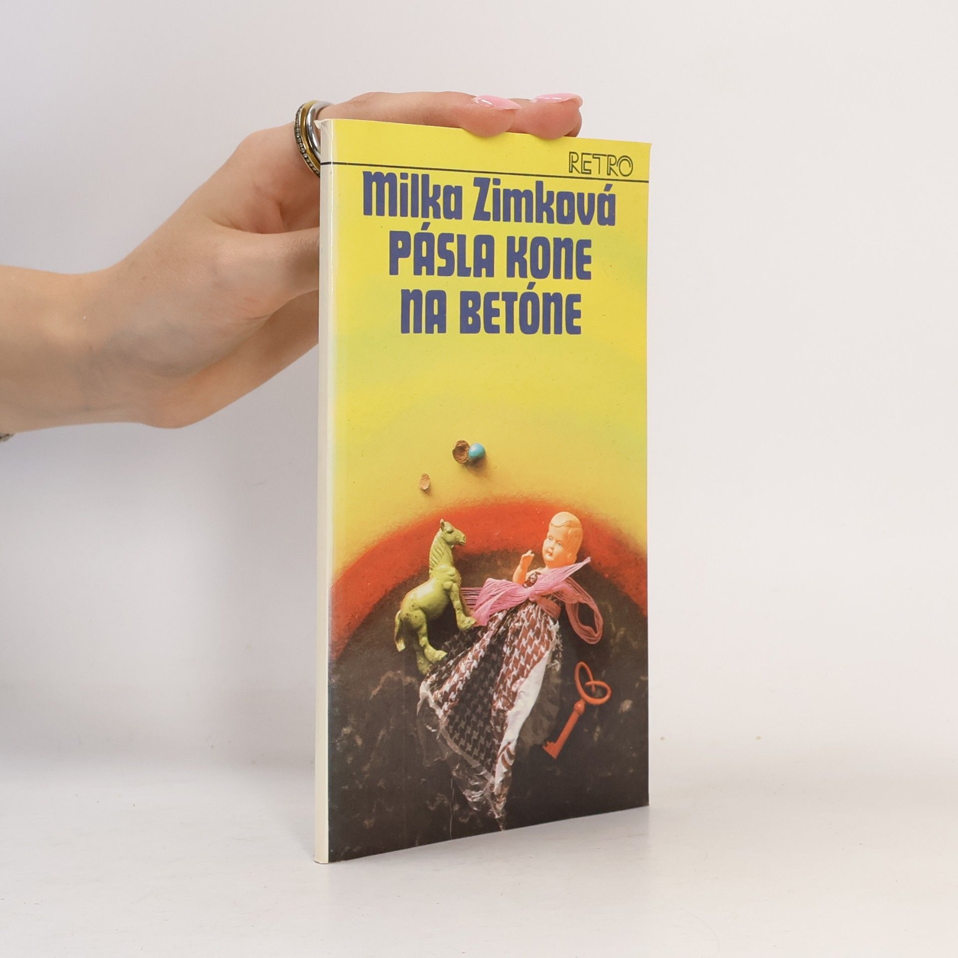 Milka Zimková Pásla kone na betóne