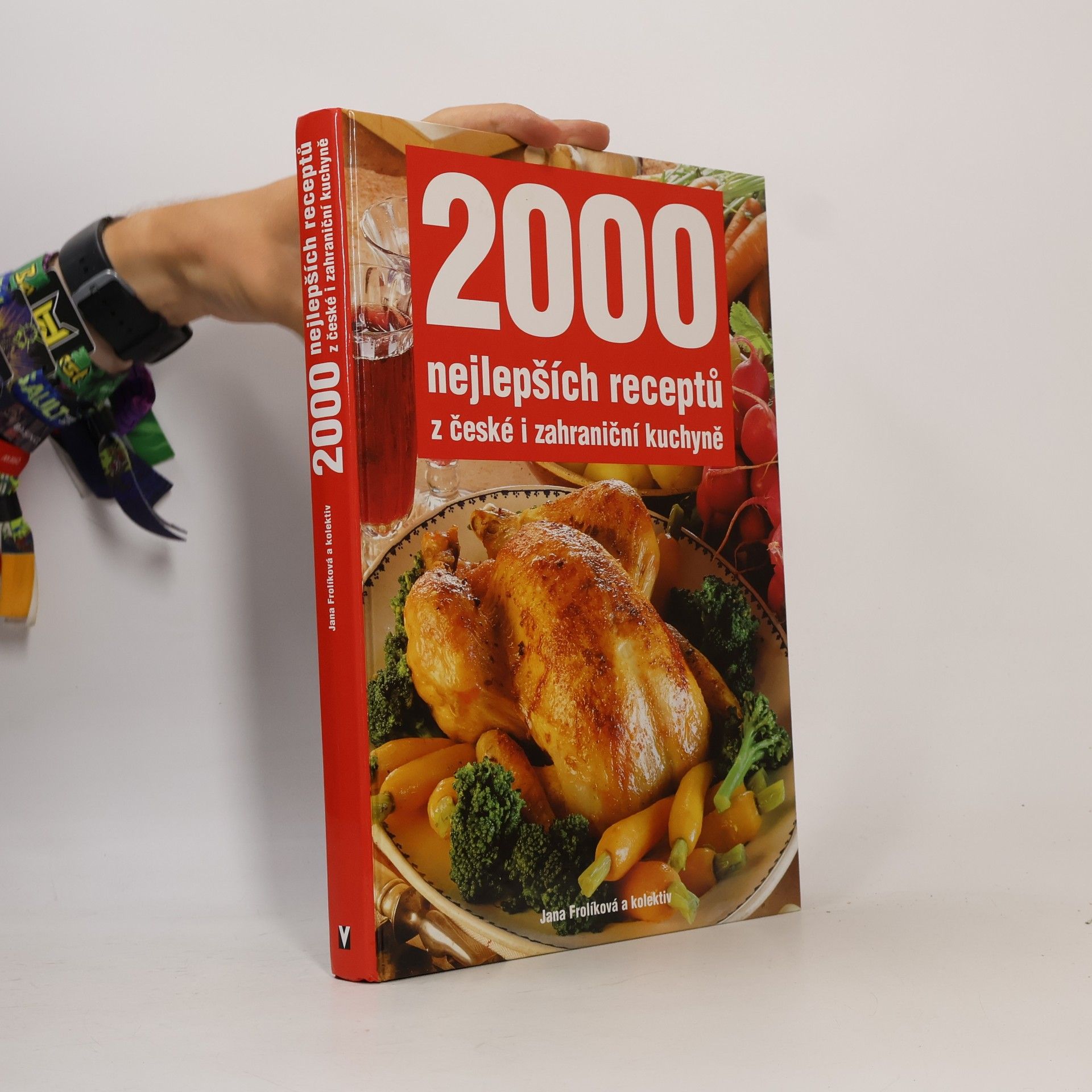 2000 nejlepších receptů z české i zahraniční kuchyně
