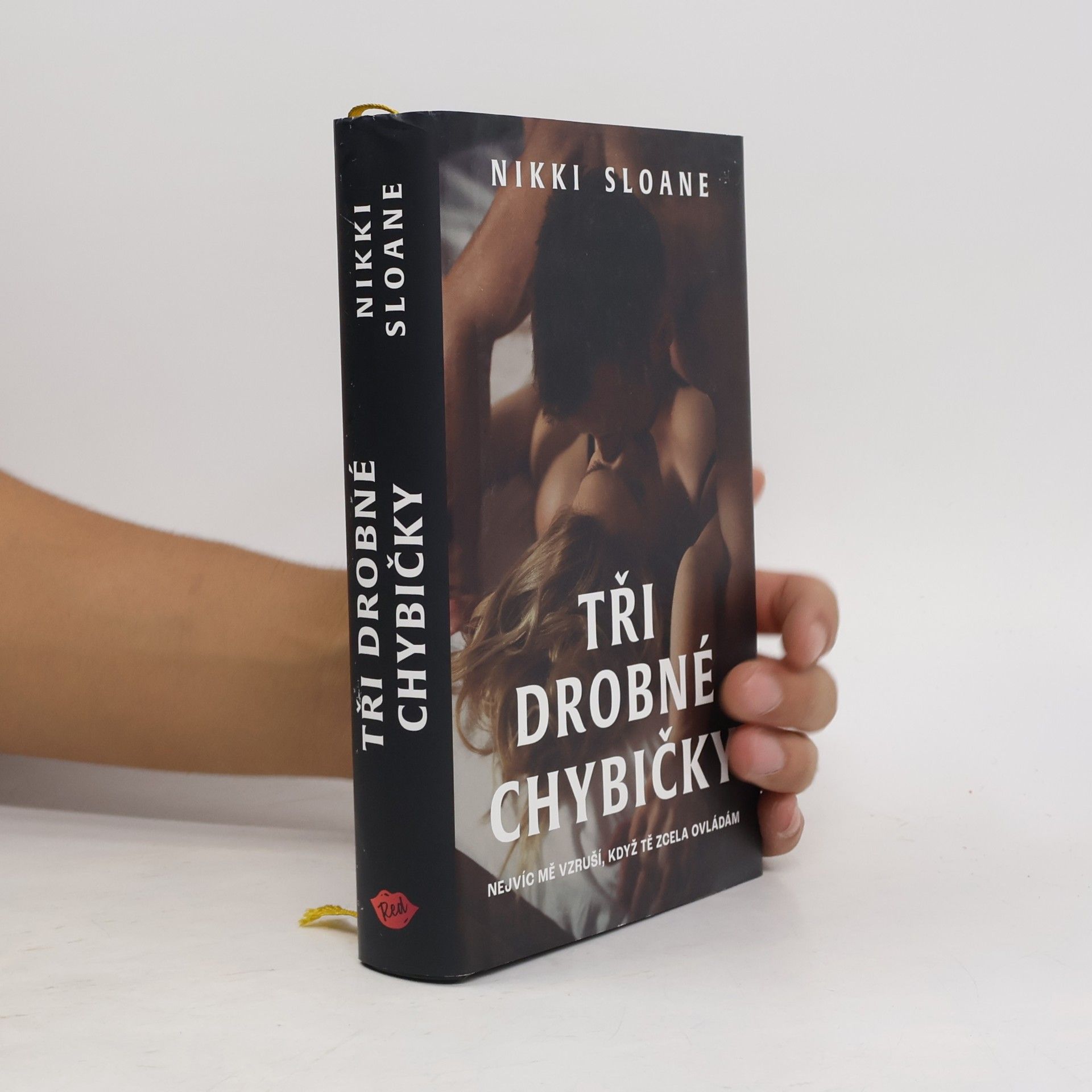 Nikki Sloane Tři drobné chybičky