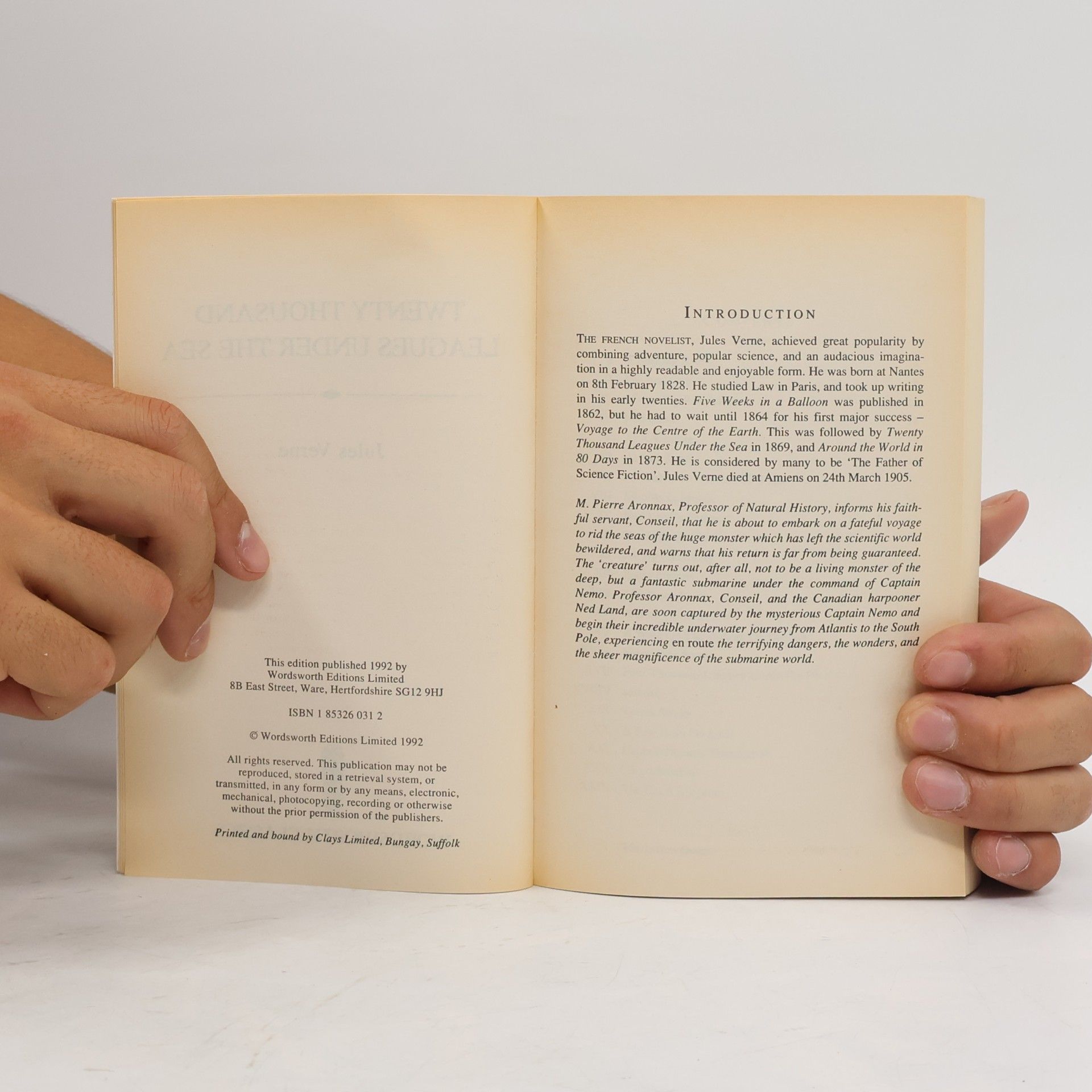 Jules Verne Twenty Thousand Leagues Under the Sea