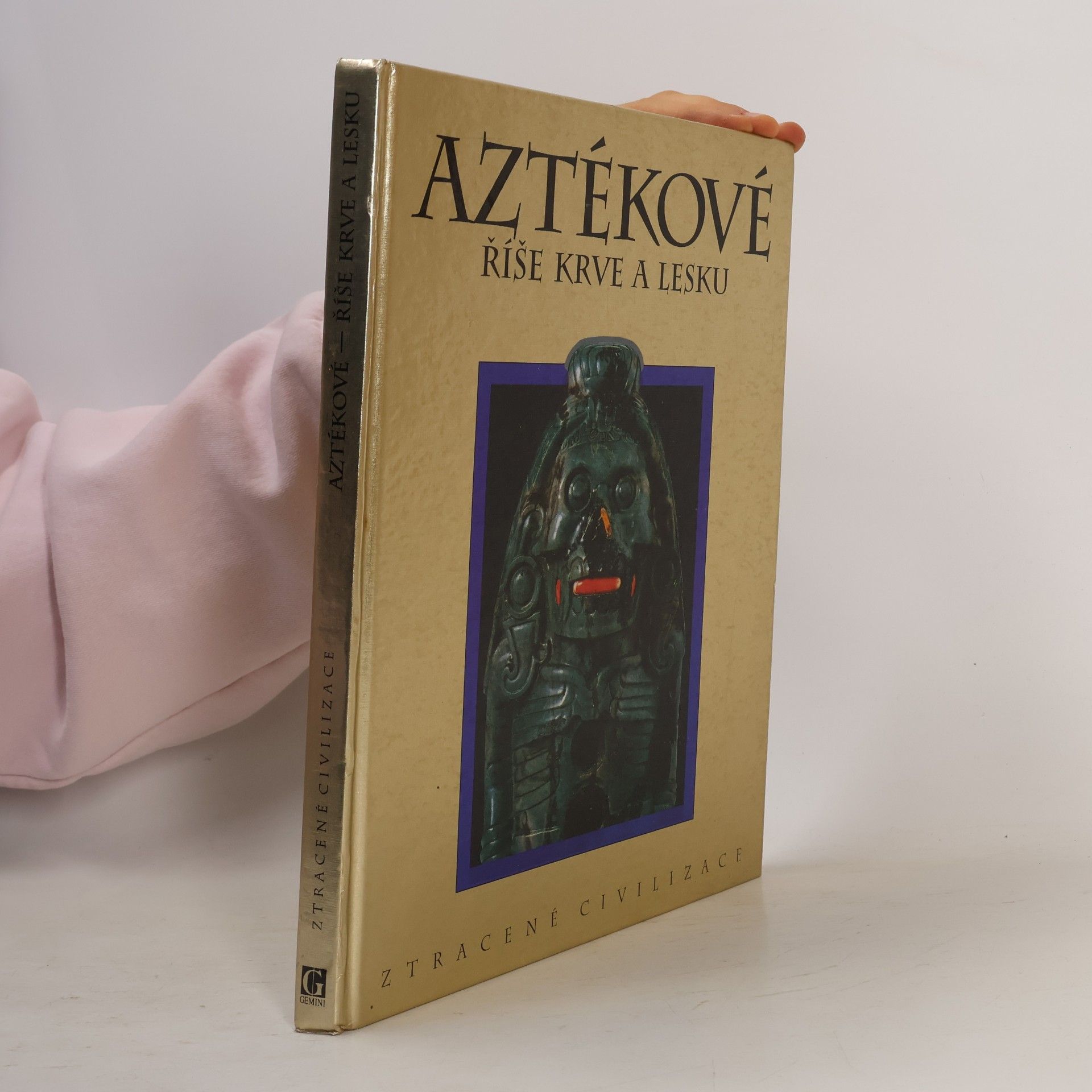 Darcie Johnston Aztékové. Říše krve a lesku
