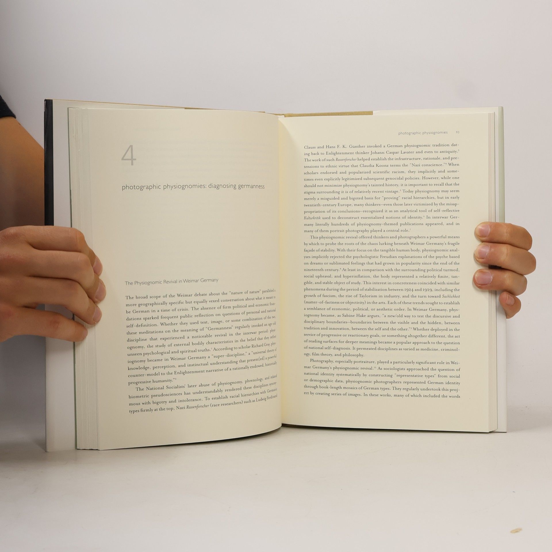 Daniel H. Magilow The Photography of Crisis