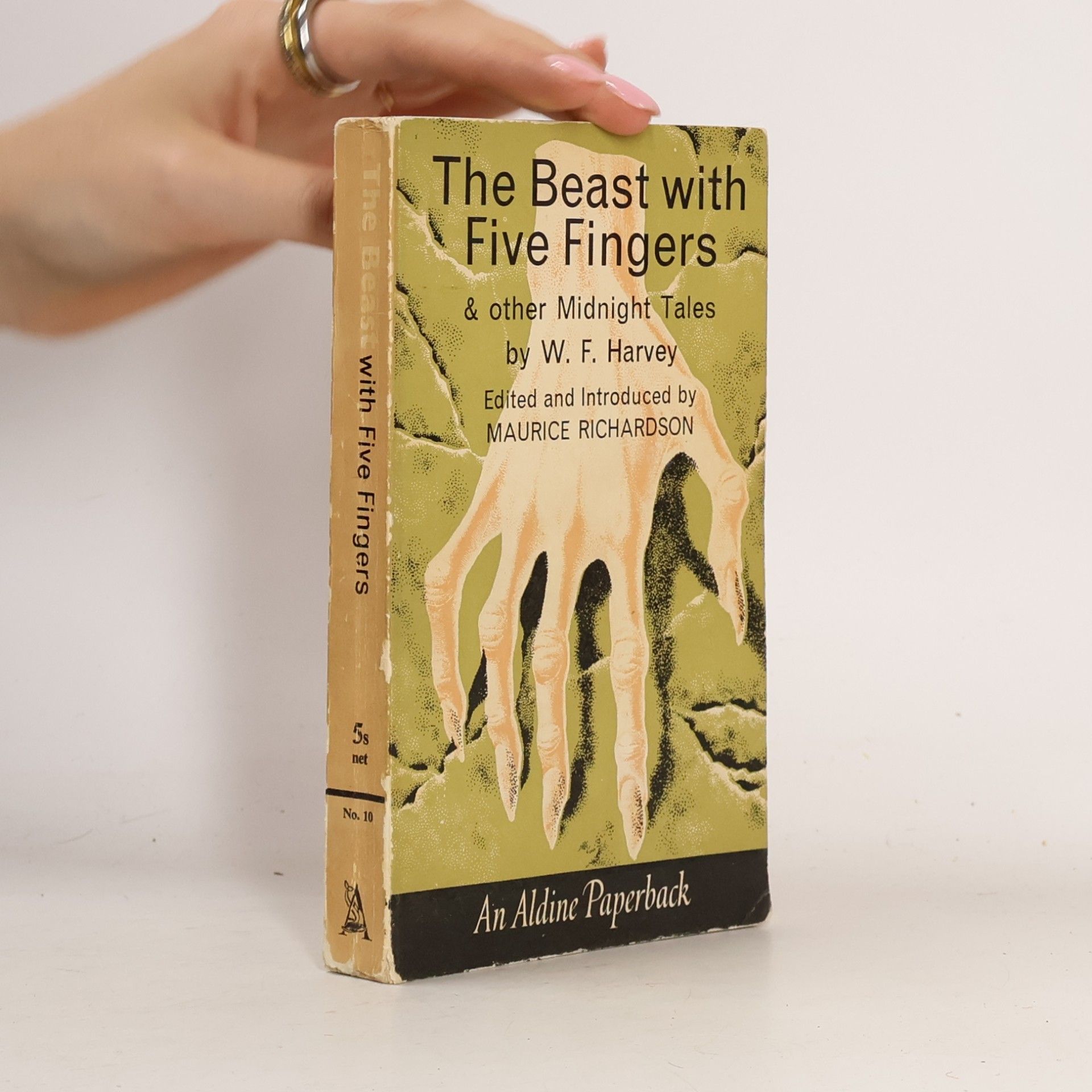 The Beast with Five Fingers