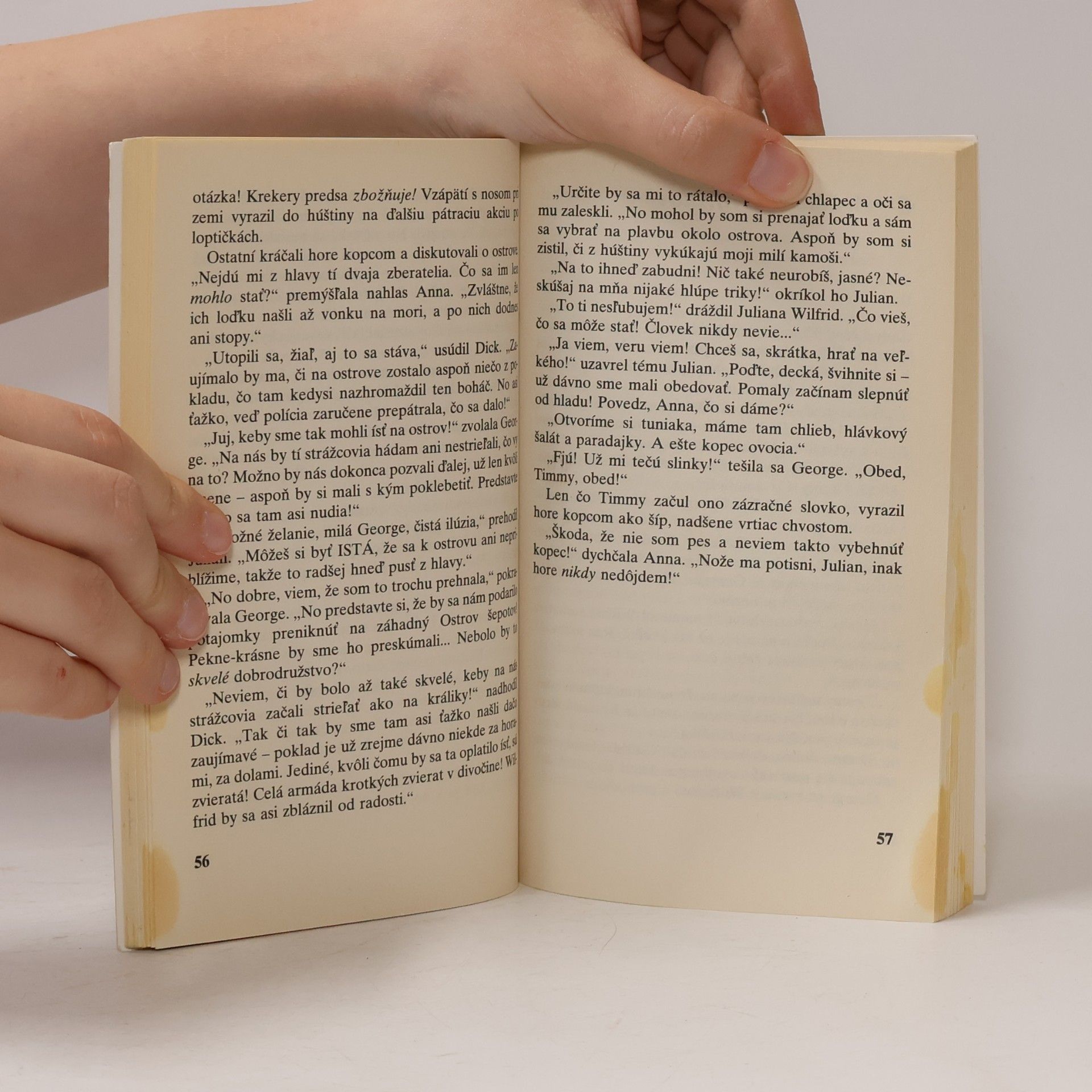 Enid Blyton Päťka rieši nepochopiteľnú záhadu