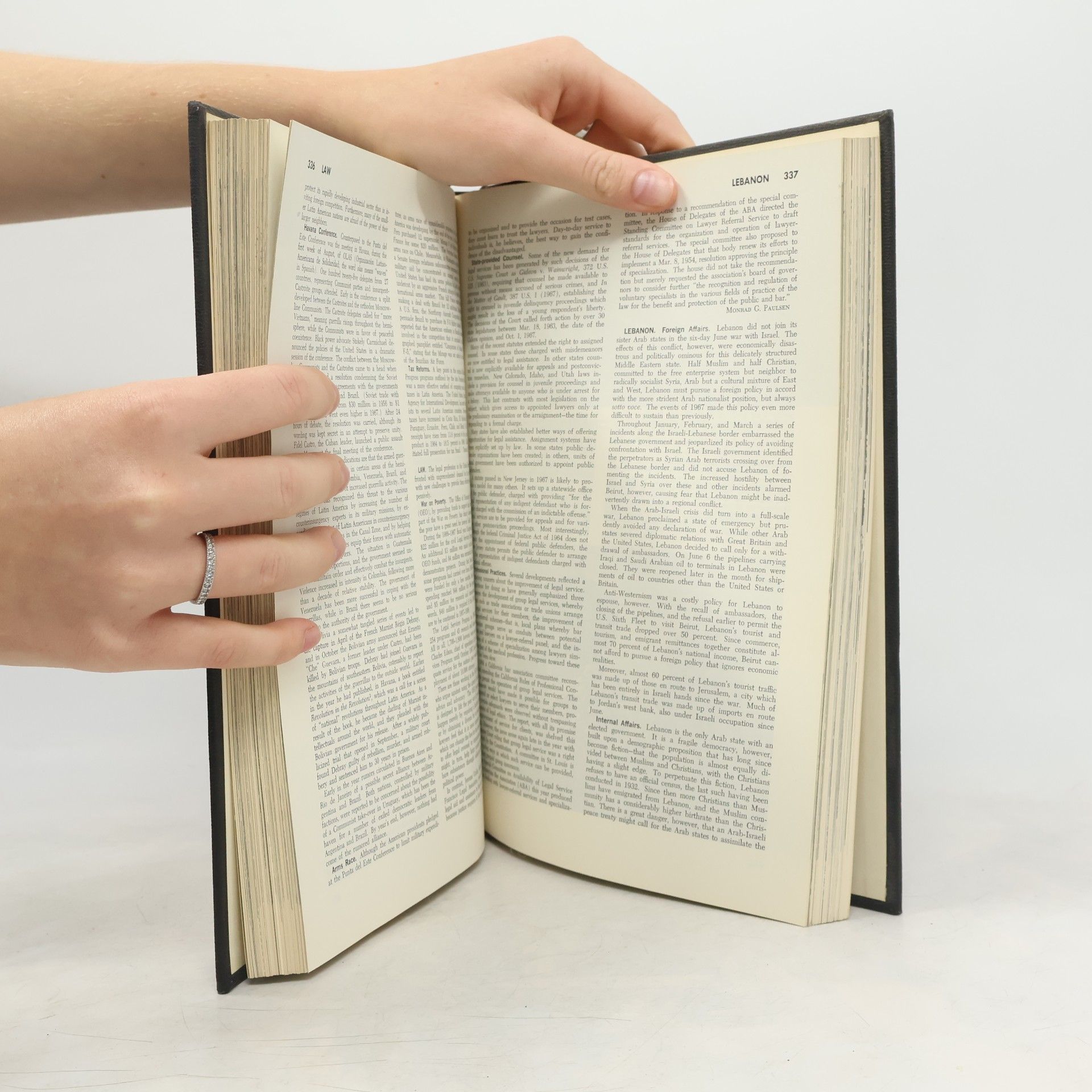 Autorenkollektiv Collier’s Year Book 1968