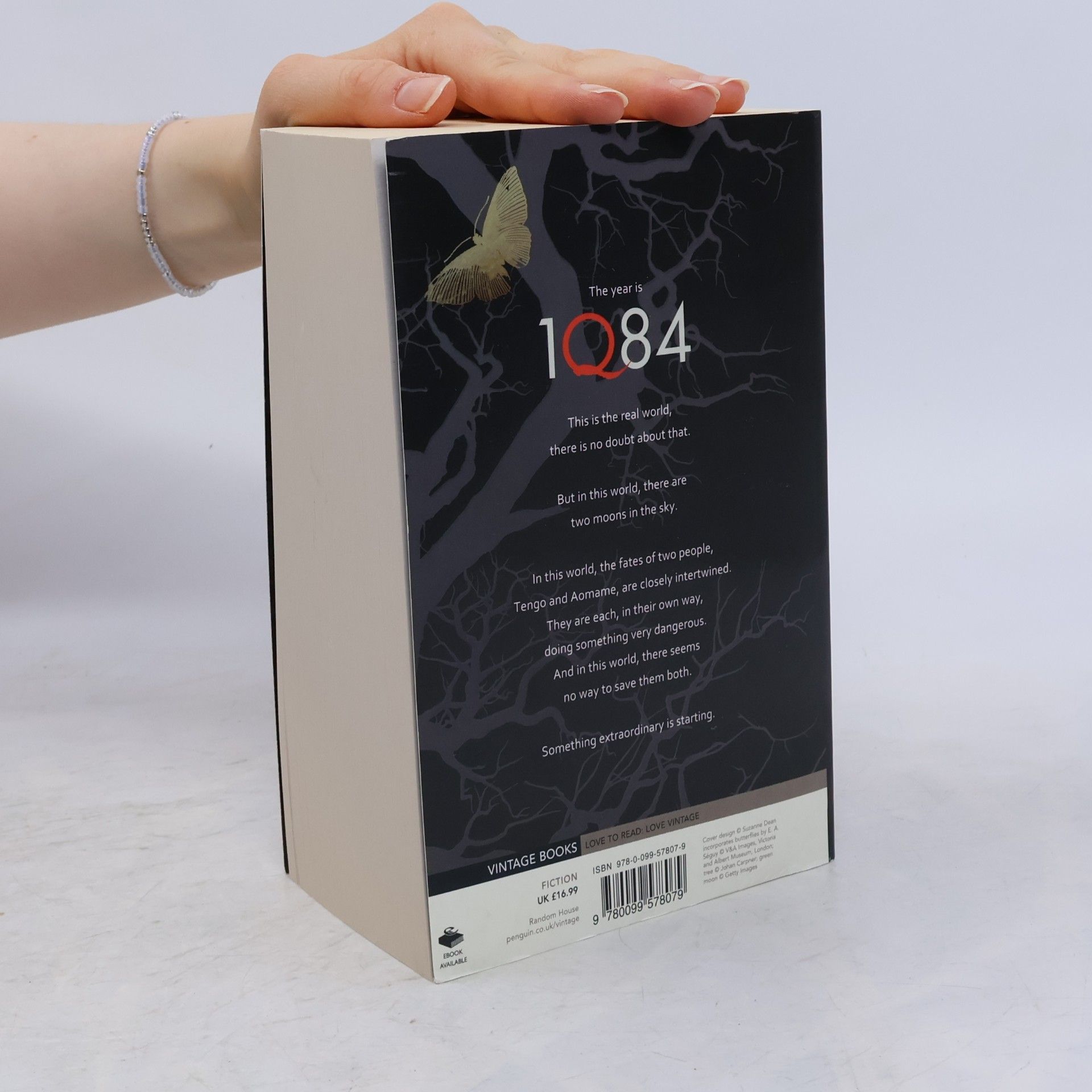 Haruki Murakami 1Q84. The Complete Trilogy