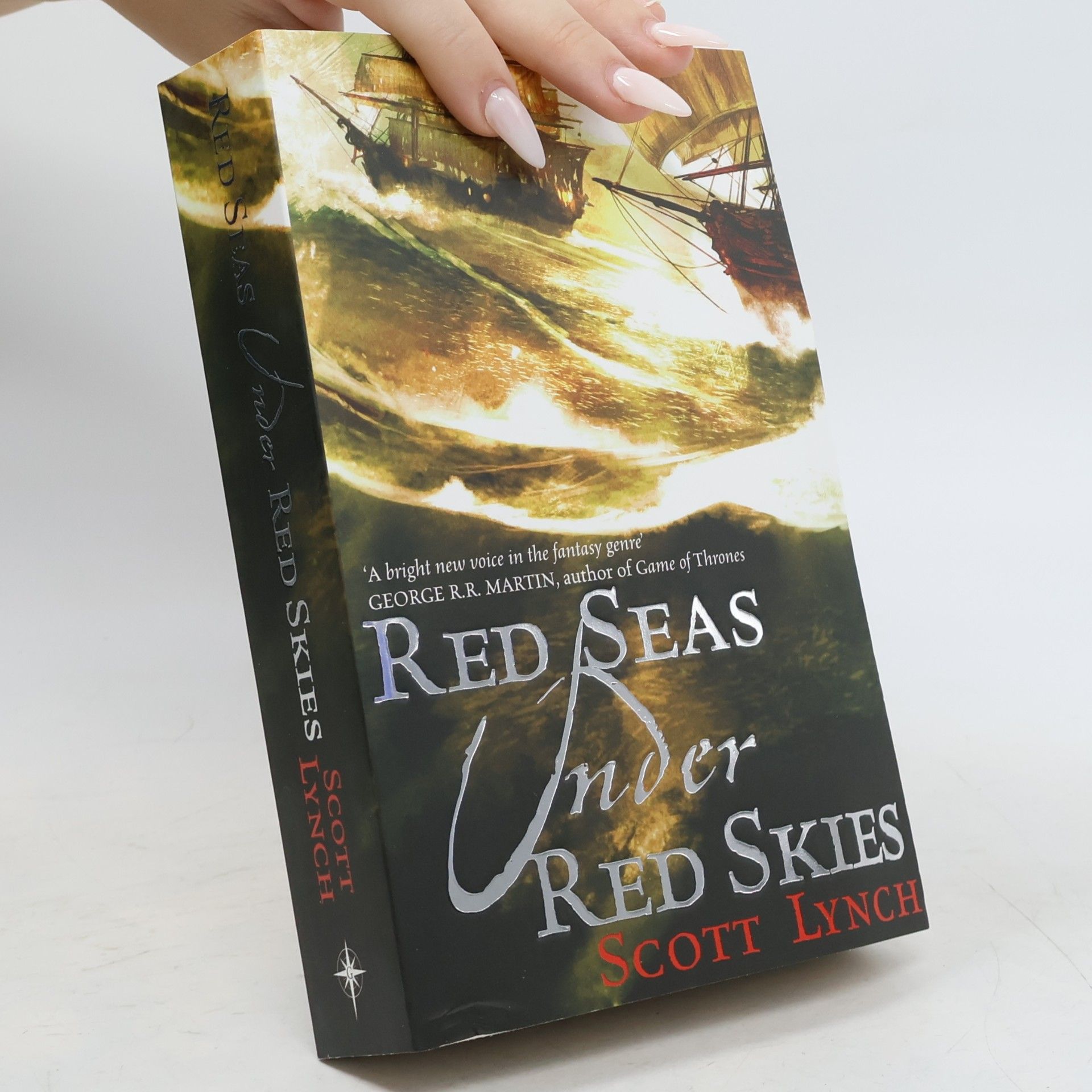 Scott Lynch Red Seas under Red Skies