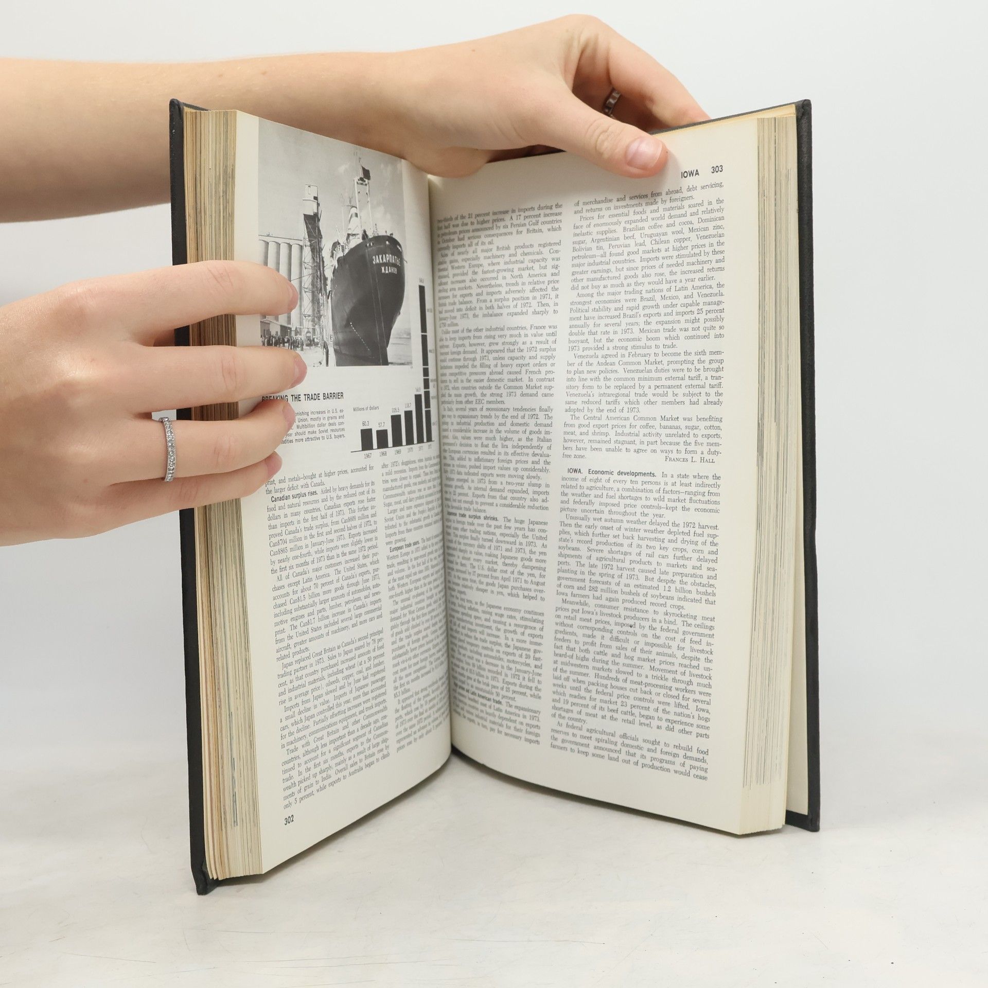 Autorenkollektiv Year Book 1974