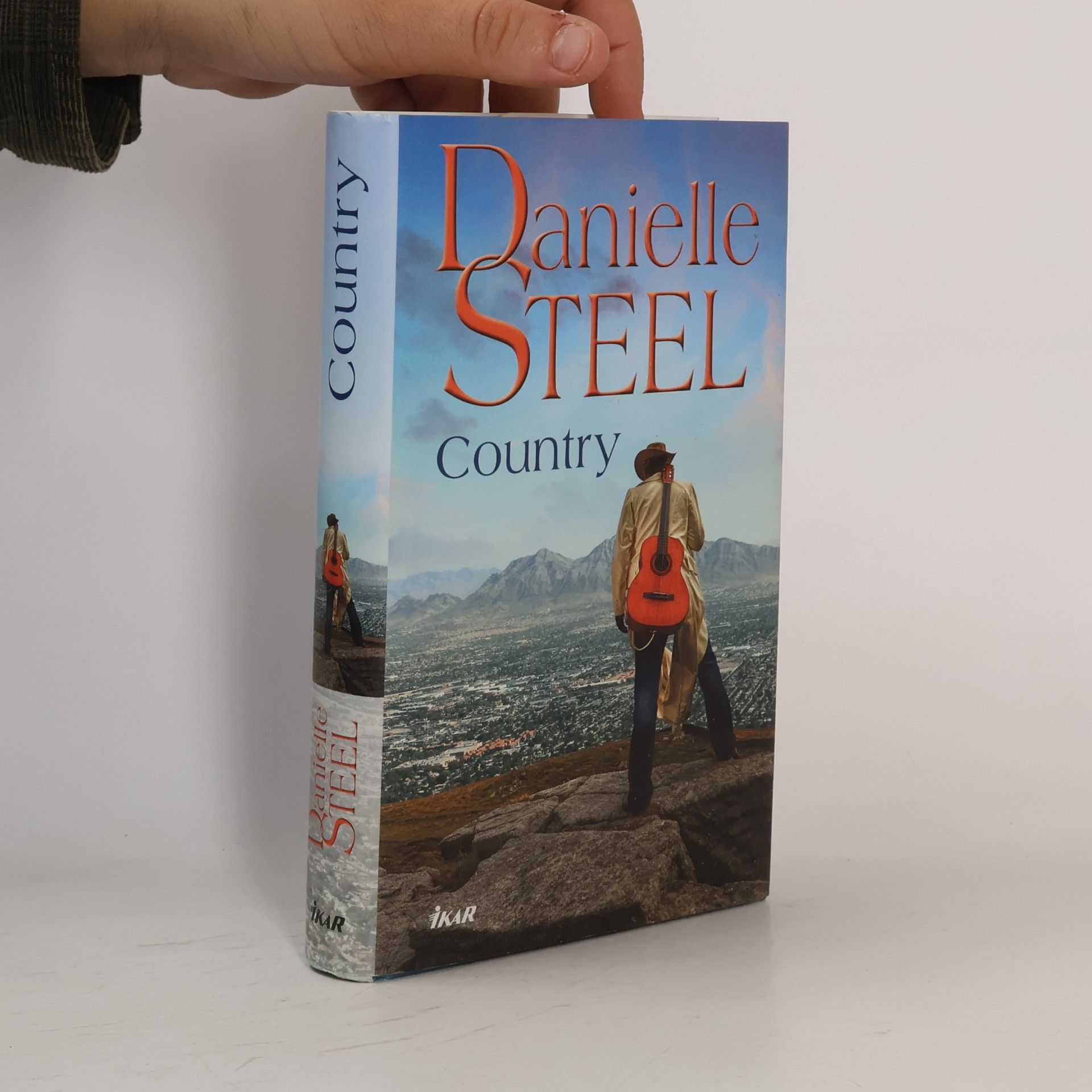 Danielle Steel Country