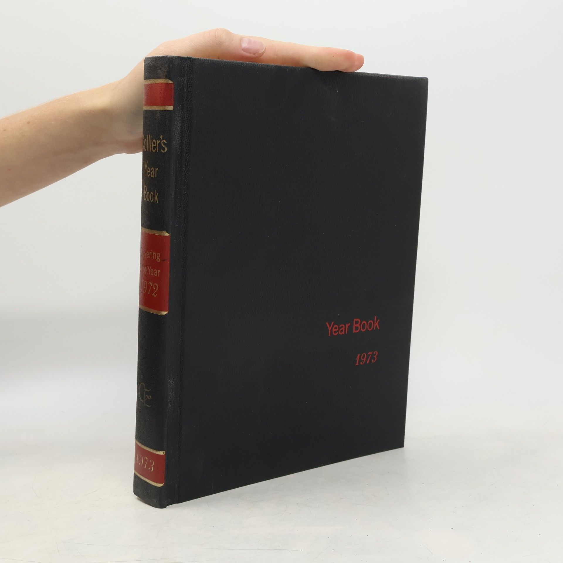 Various authors Collier's Year Book 1973