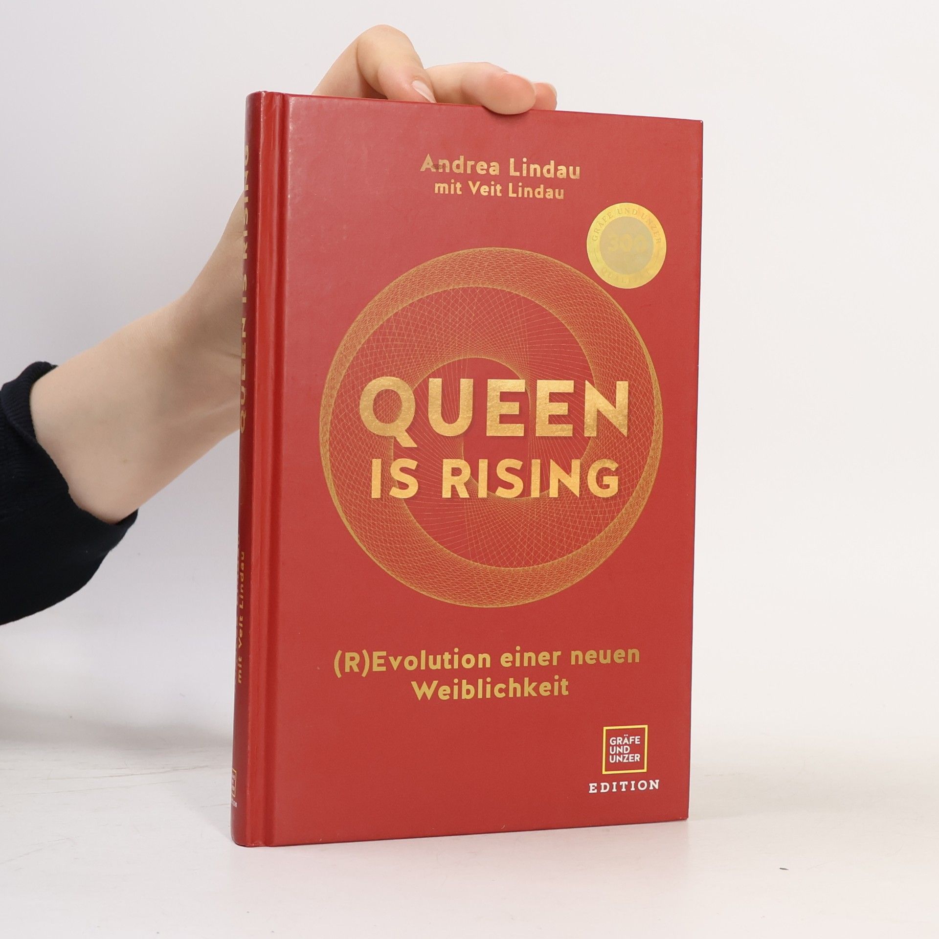 Queen is rising