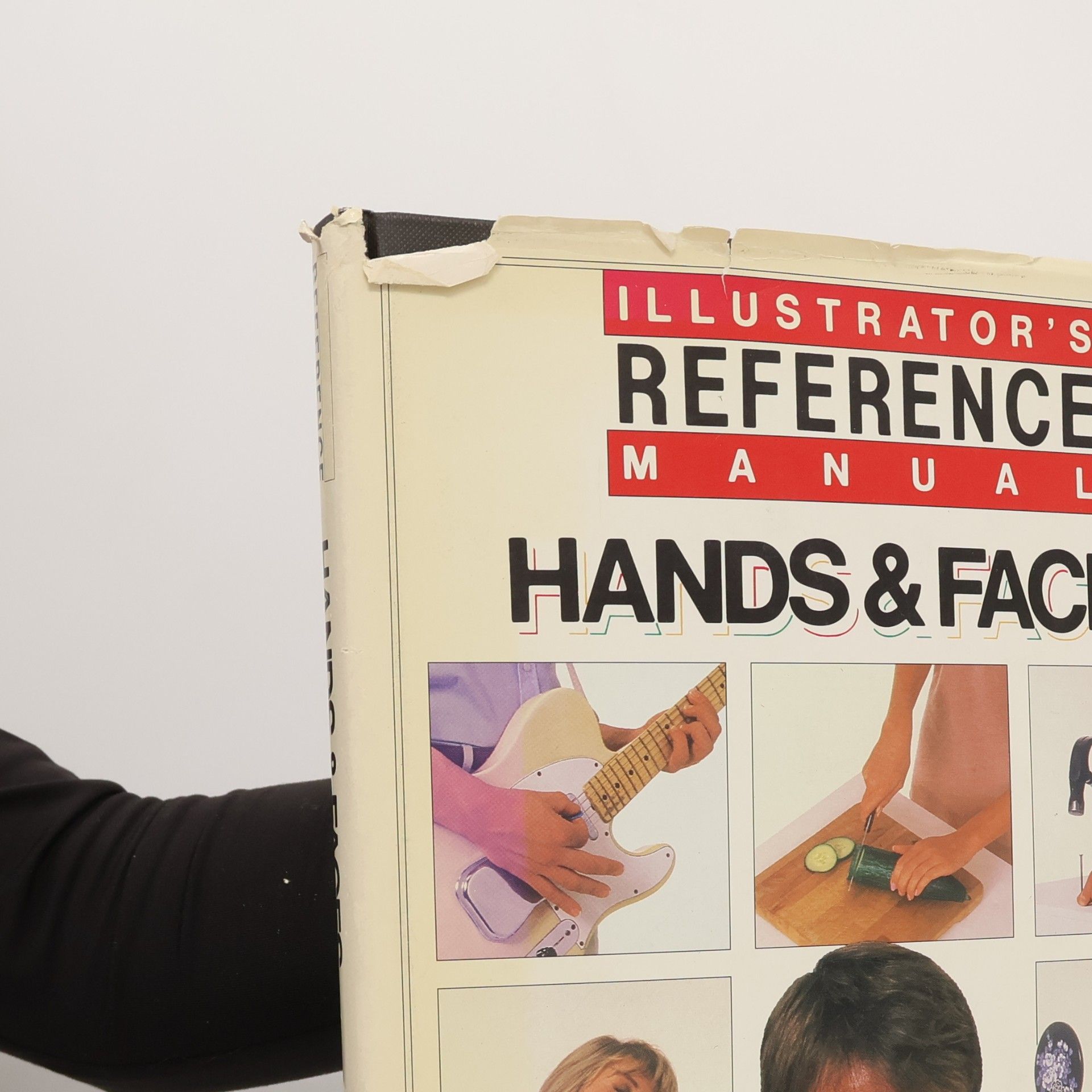 Roberto Bortali Illustrator's Figure Reference Manual: Hands & Faces