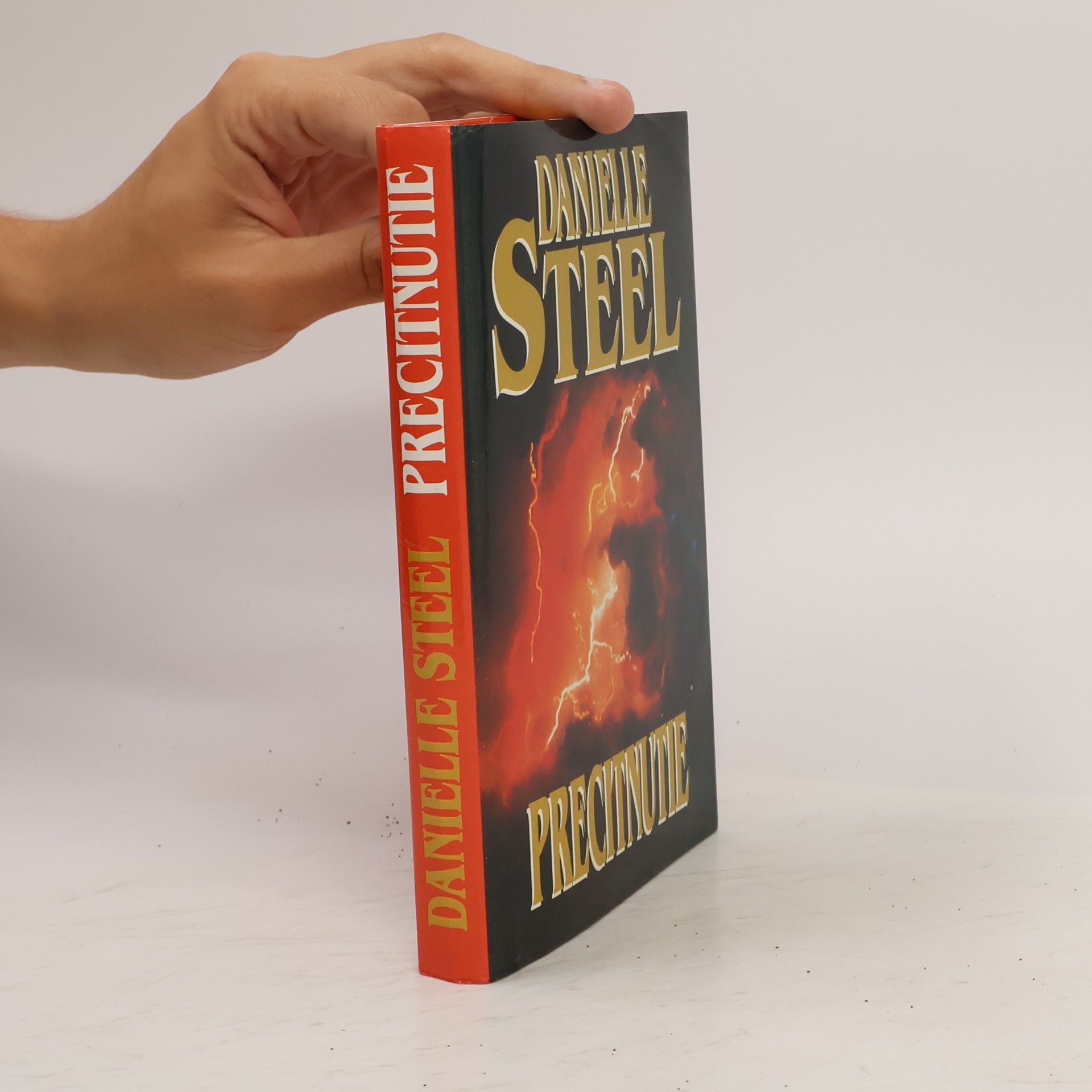 Danielle Steel Precitnutie